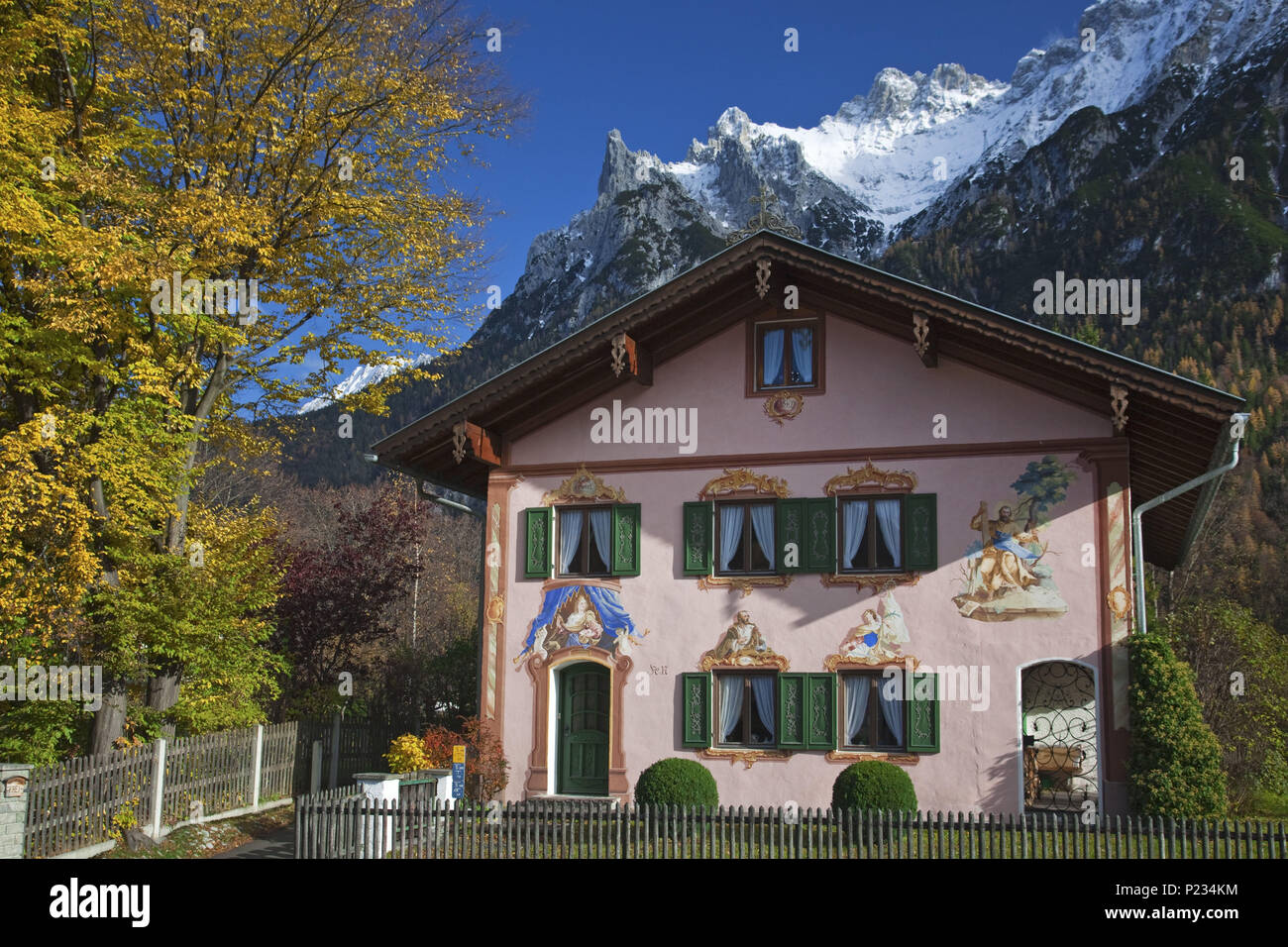 Residential house in Mittenwald, Bavaria, Germany Stock Photo Alamy