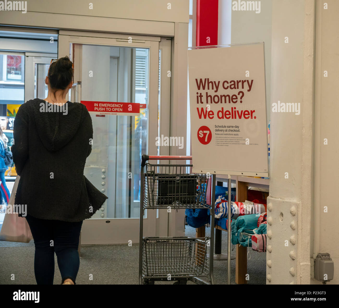 Target store delivery truck hi-res stock photography and images - Alamy