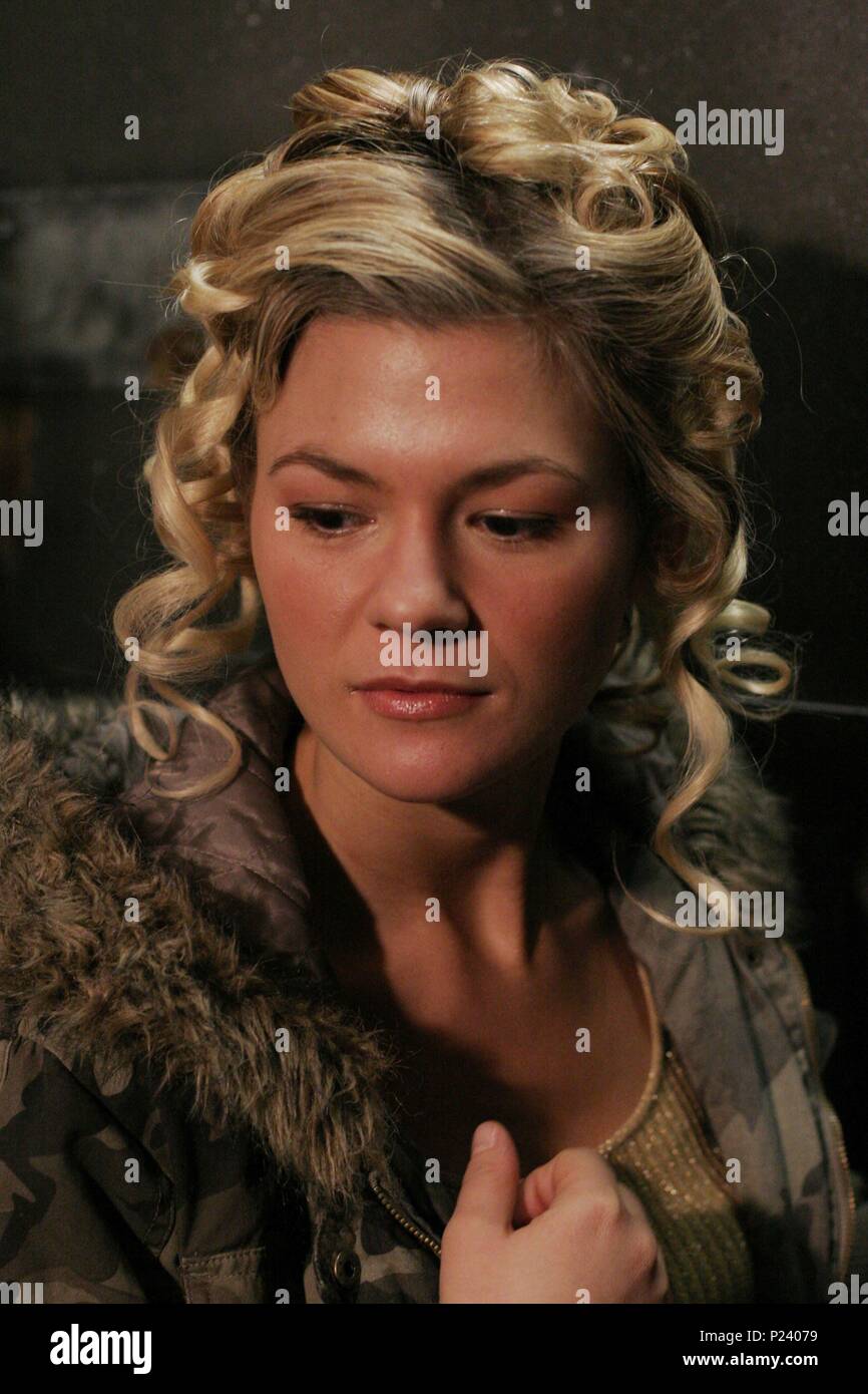 Original Film Title DECOYS 2 ALIEN SEDUCTION. English Title DECOYS 2