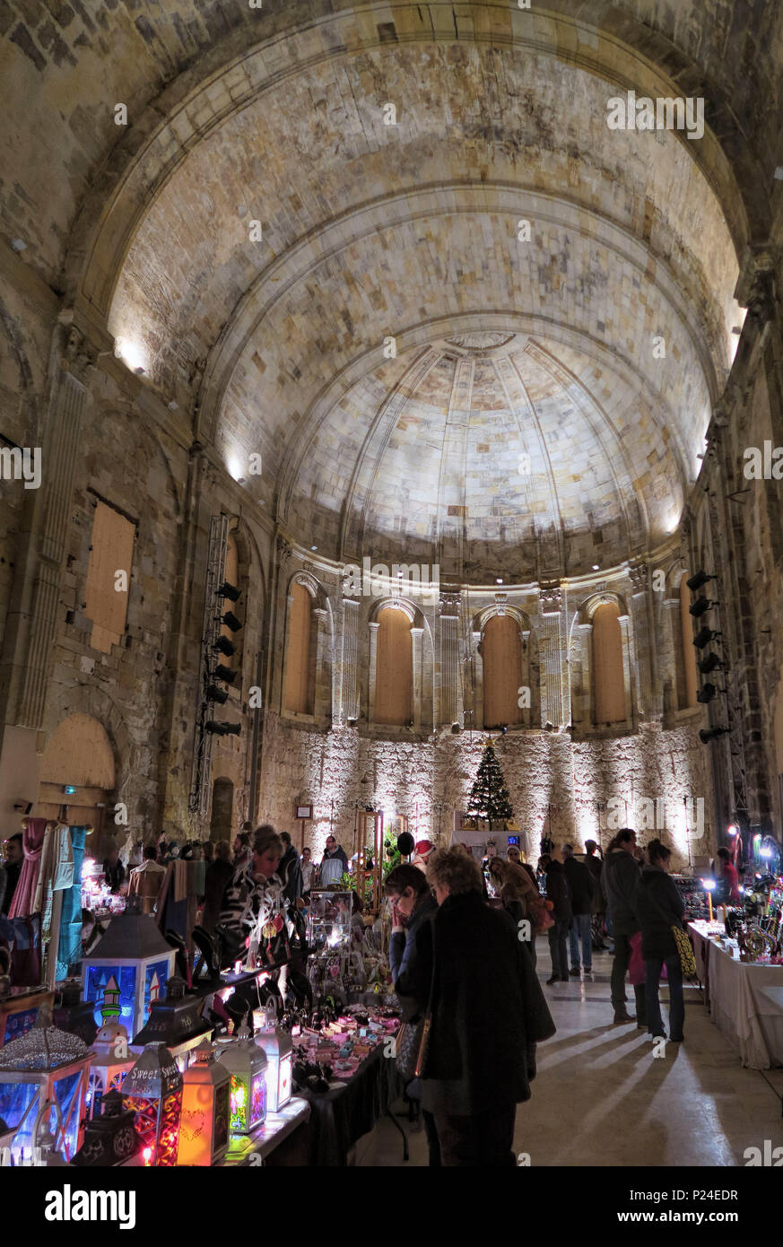Traditionally English Christmas fair in historical environment in the Chateau Abbaye de Cassan Stock Photo