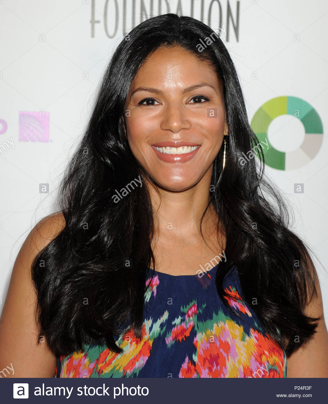 Merle Dandridge Stock Photos & Merle Dandridge Stock