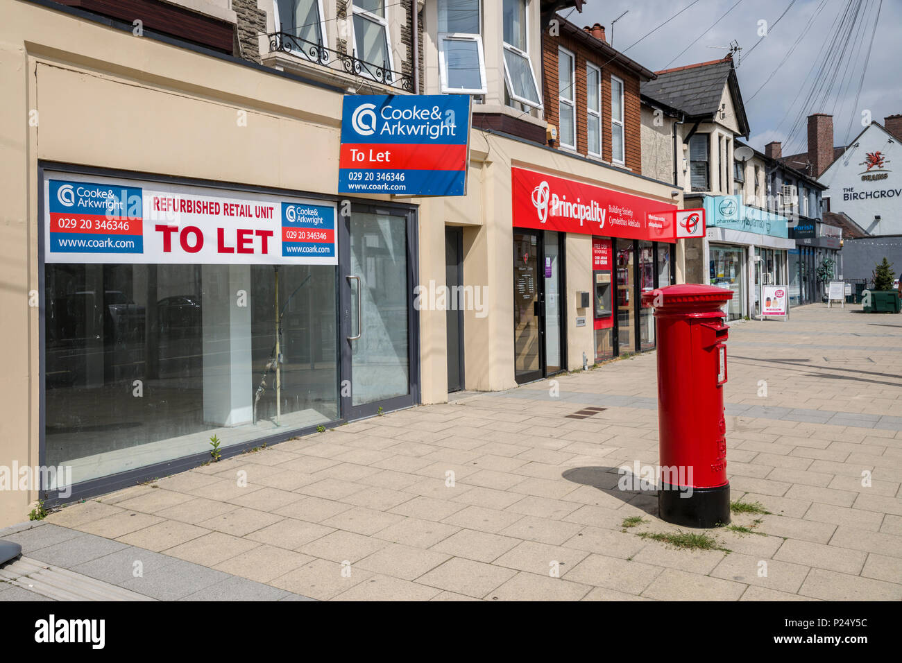 Commercial property shop to let in high street, Cardiff, Wales, UK Stock Photo