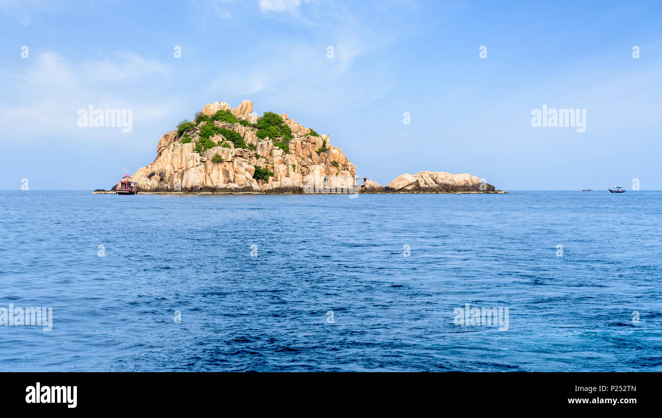 Shark island hi-res stock photography and images - Alamy