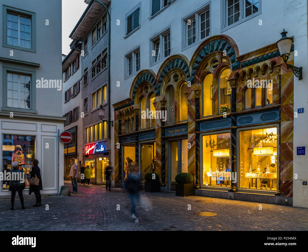 Weinplatz' (square) and Storchengasse in the old town of Zurich at the blue hour Stock Photo