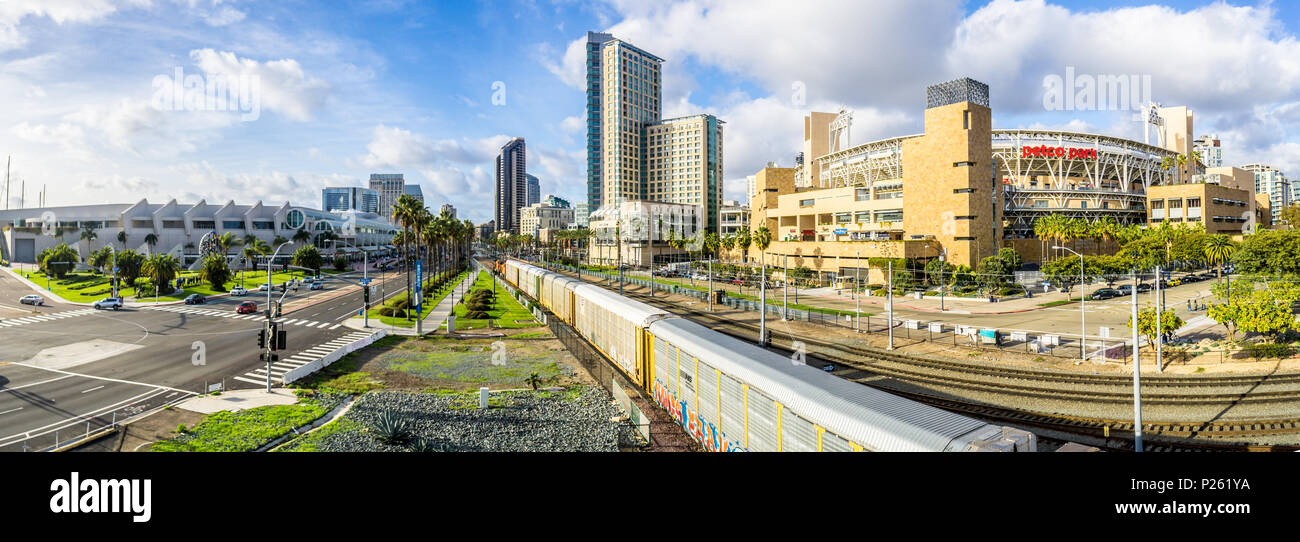 Panorama downtown san diego hi-res stock photography and images - Alamy