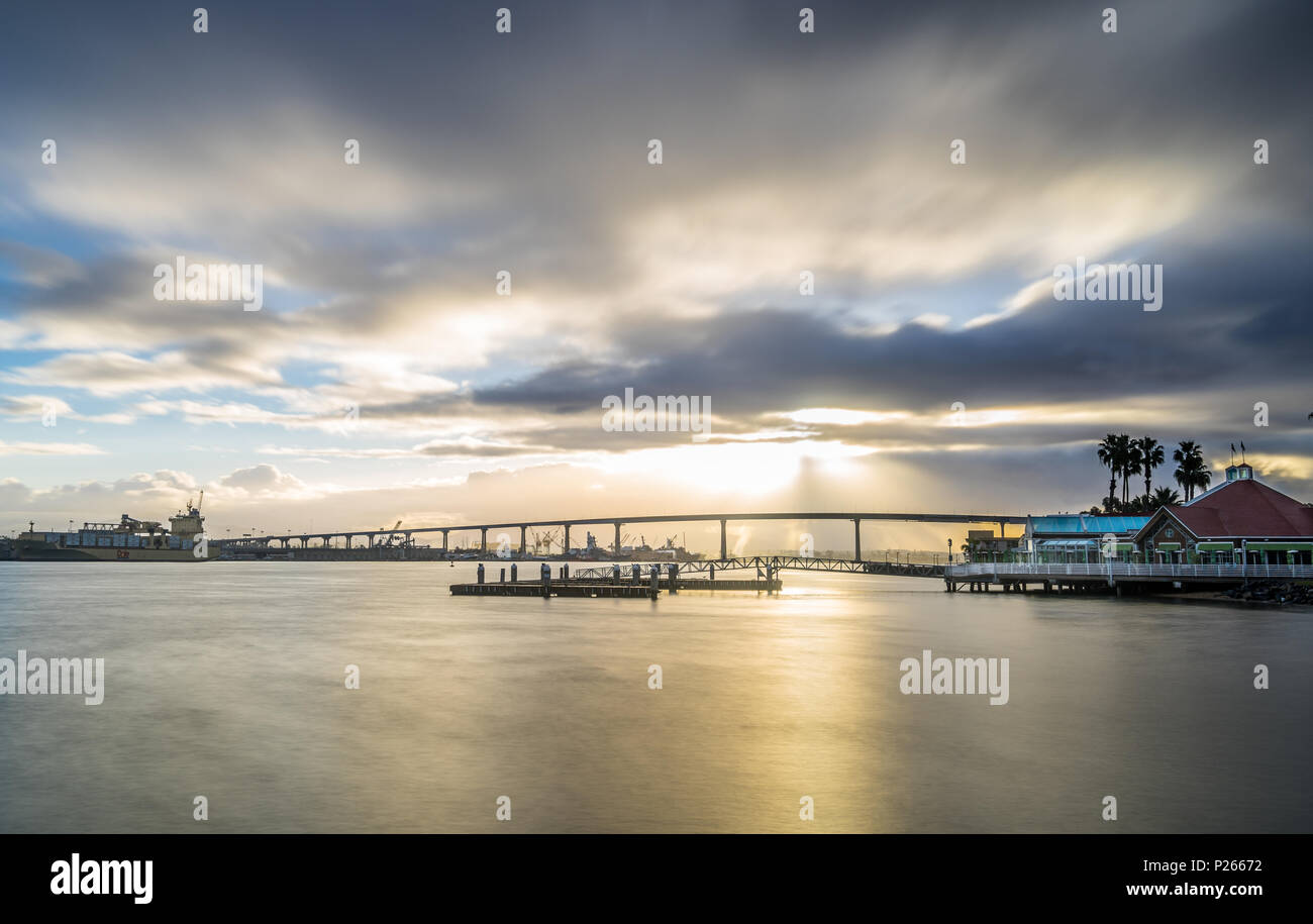 Sunrise san diego skyline view hi-res stock photography and images - Alamy