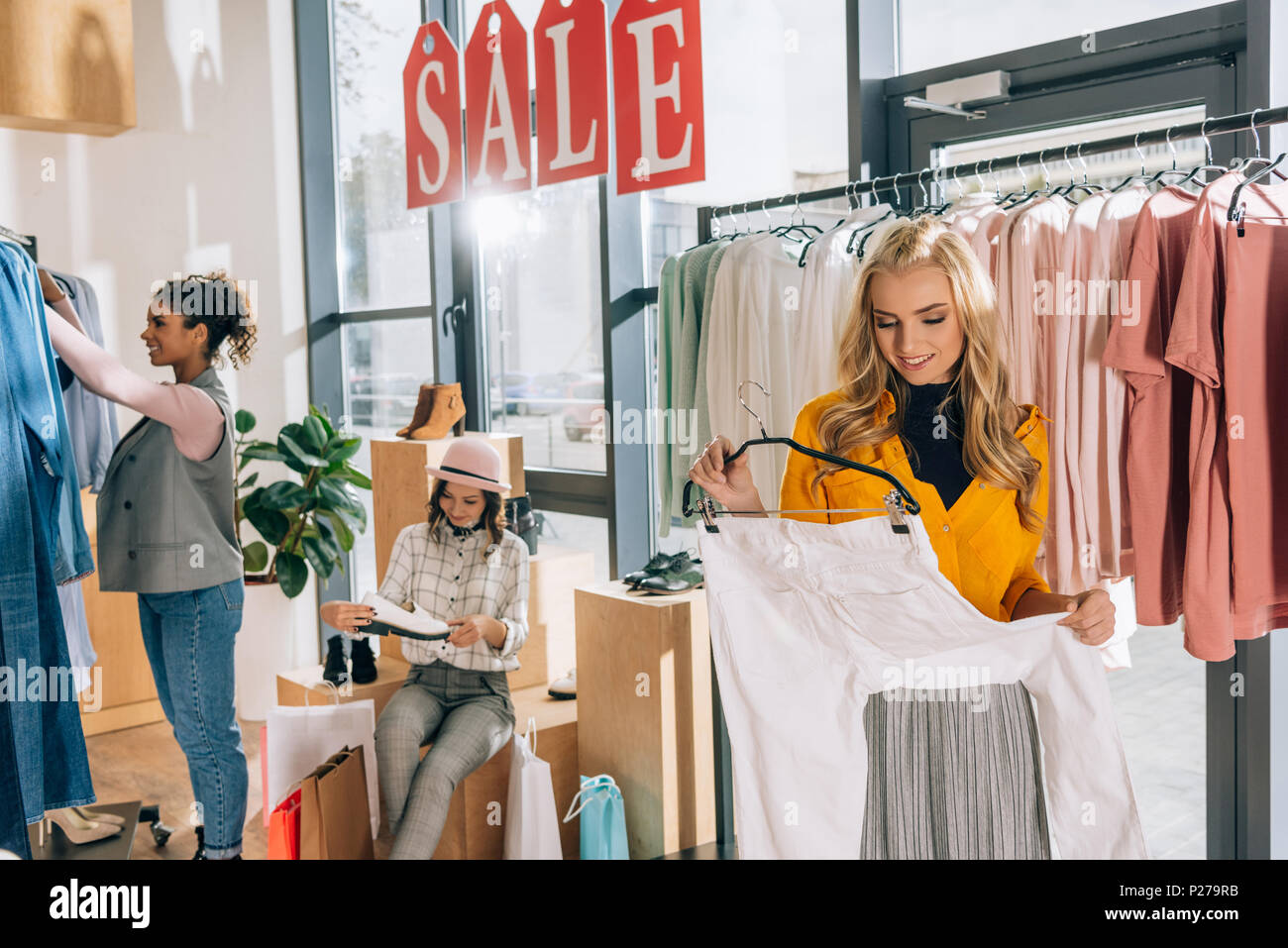 clothing stores for young women