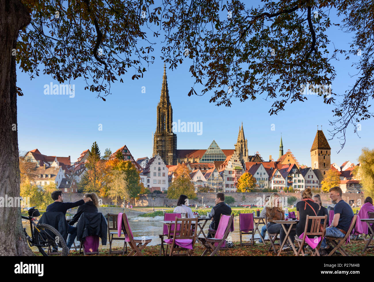 Ulm, river Donau (Danube), church, Ulm Minster, people, Schwäbische Alb (Swabian Alb), Baden-Wurttemberg, Germany Stock Photo