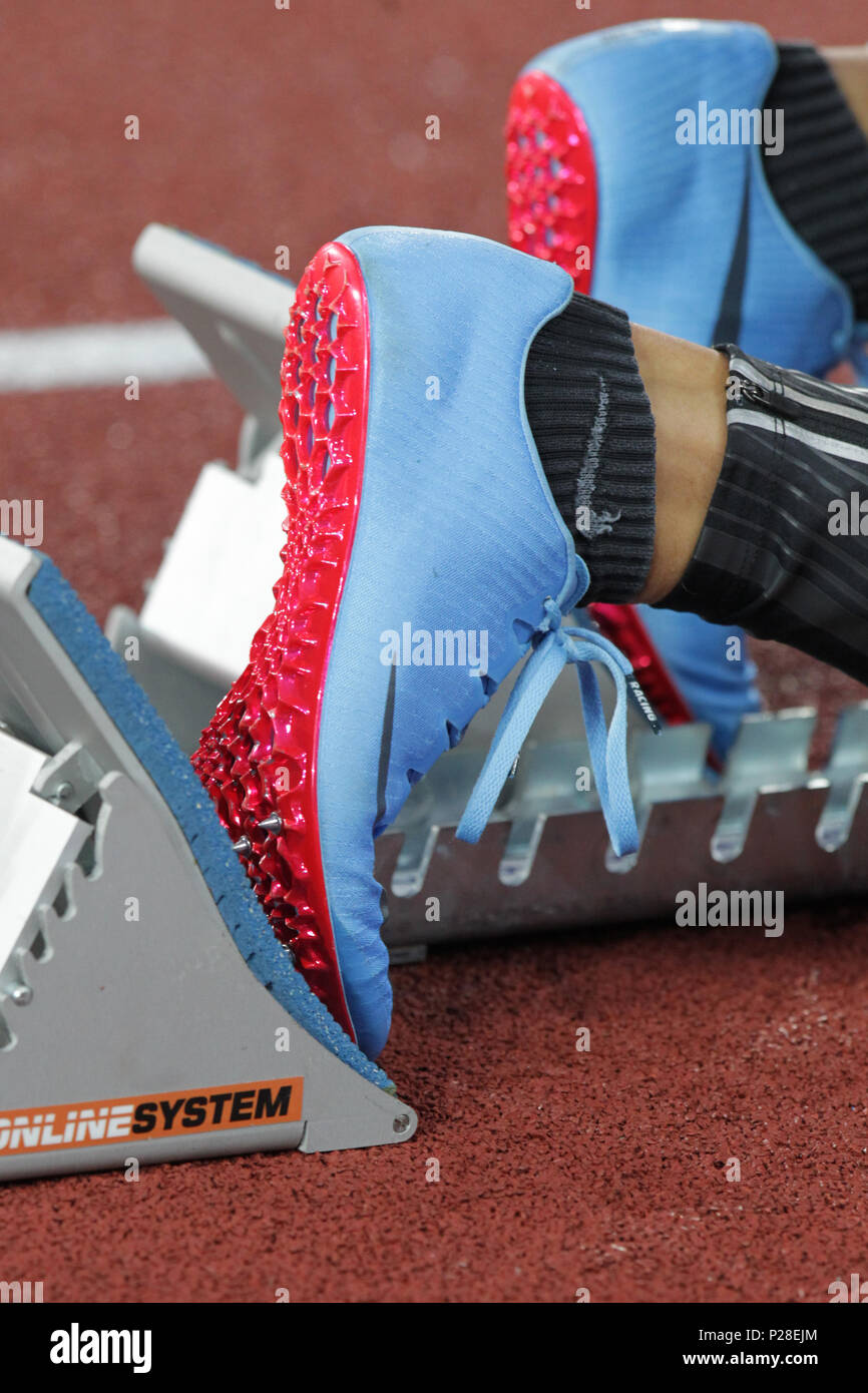 Pavel Maslak, spikes, starting blocks Stock Photo Alamy