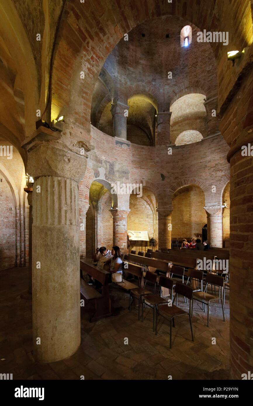 Italy, Lombardy, Mantua (Mantova), listed as World Heritage by UNESCO, Piazza Concordia, the Rotonda di San Lorenzo Stock Photo