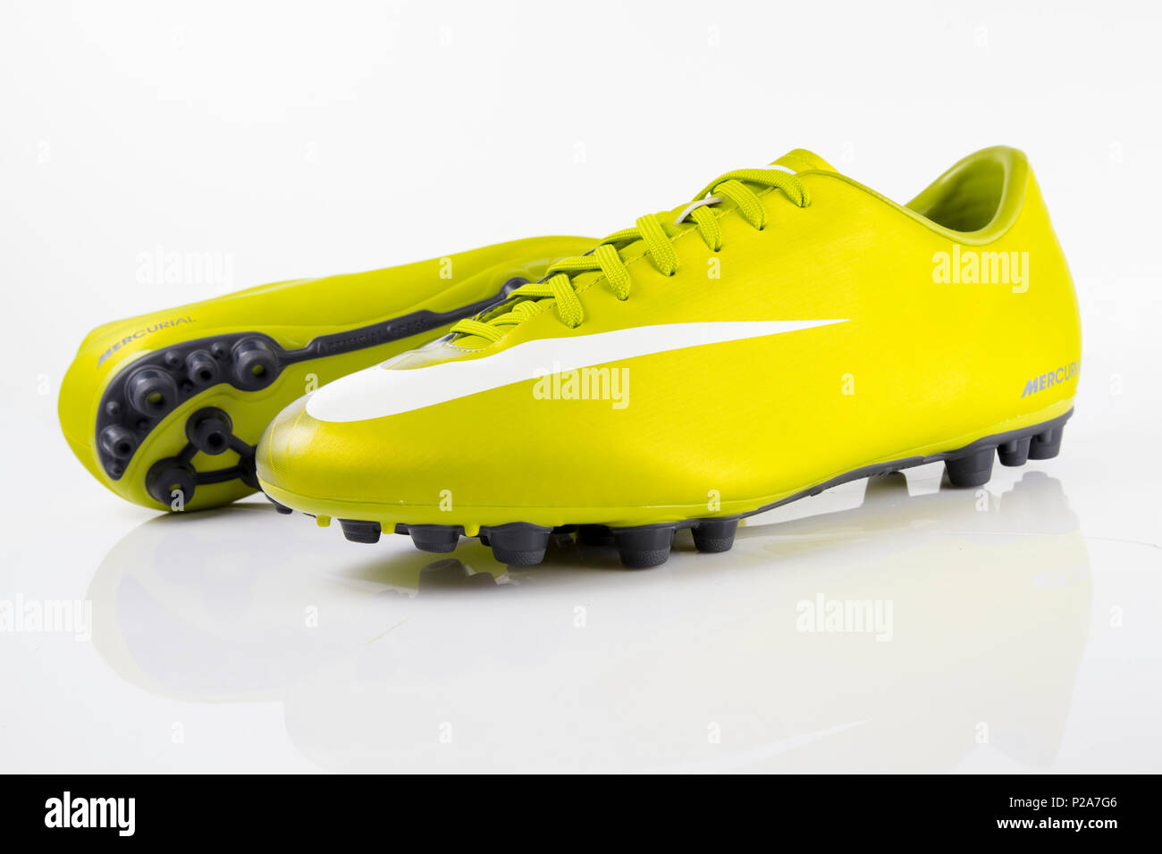 Nike soccer boots hi-res stock photography and images - Alamy