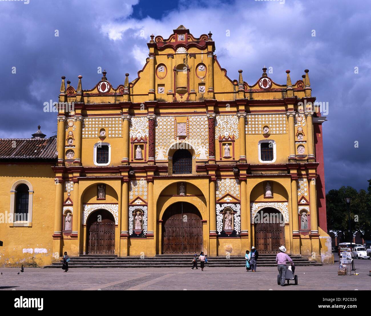 Catedral de san cristobal de las casas hi-res stock photography and images  - Alamy