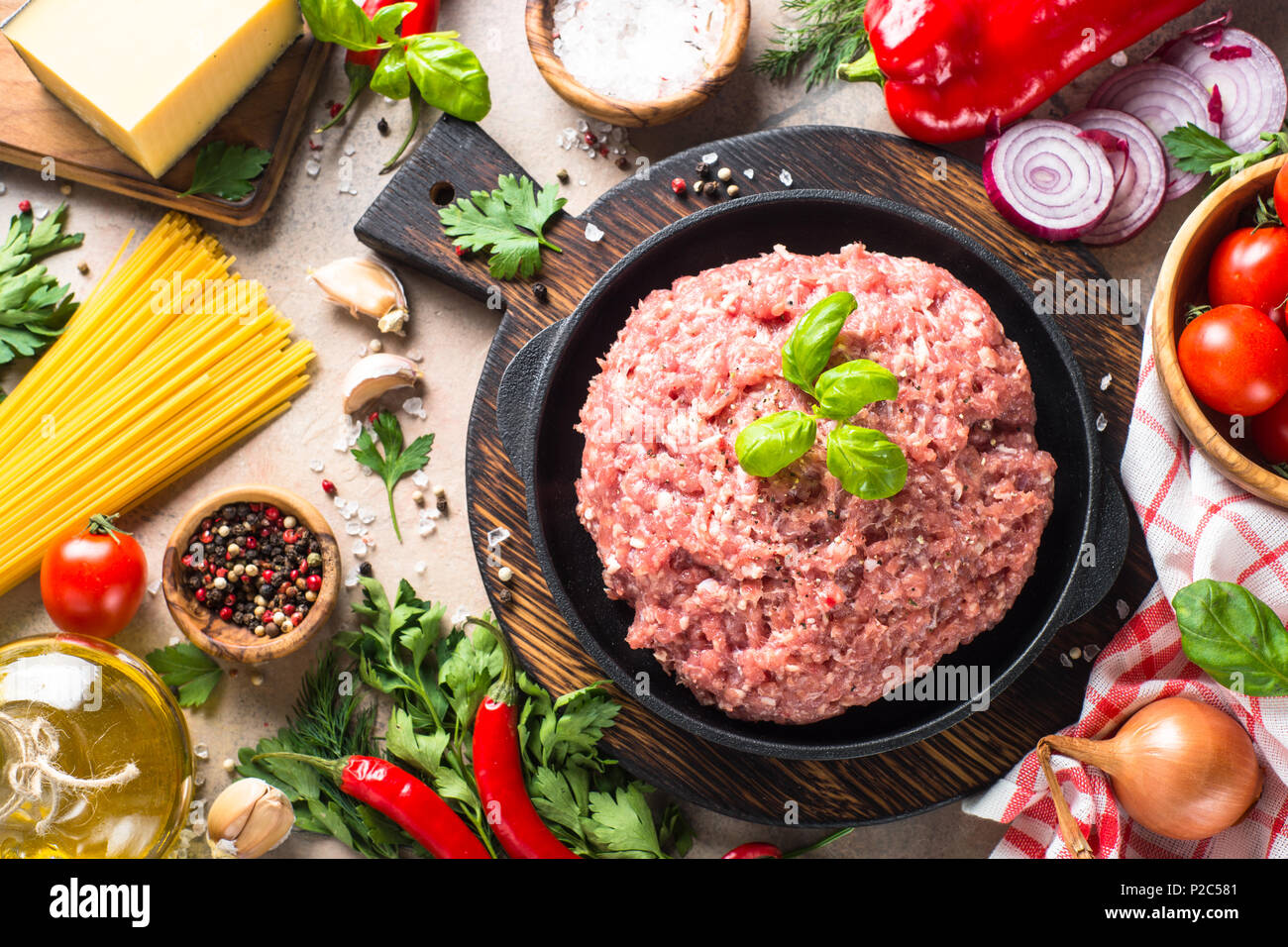 Minced meat, pasta and vegetables Stock Photo - Alamy