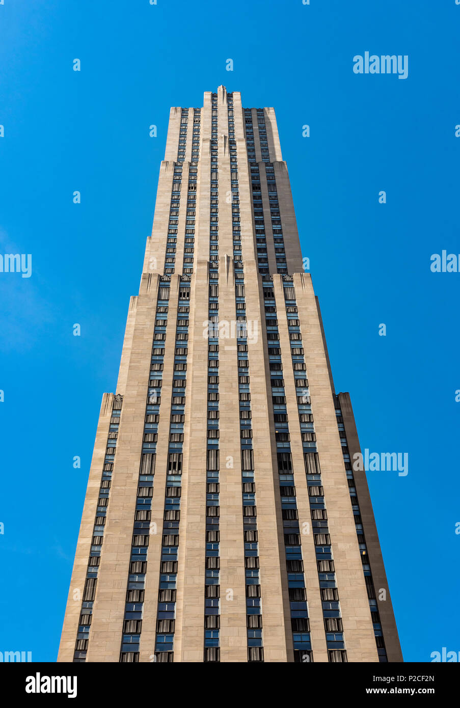 FAO Schwarz Opens Again in Manhattan's Rockefeller Center - Bloomberg