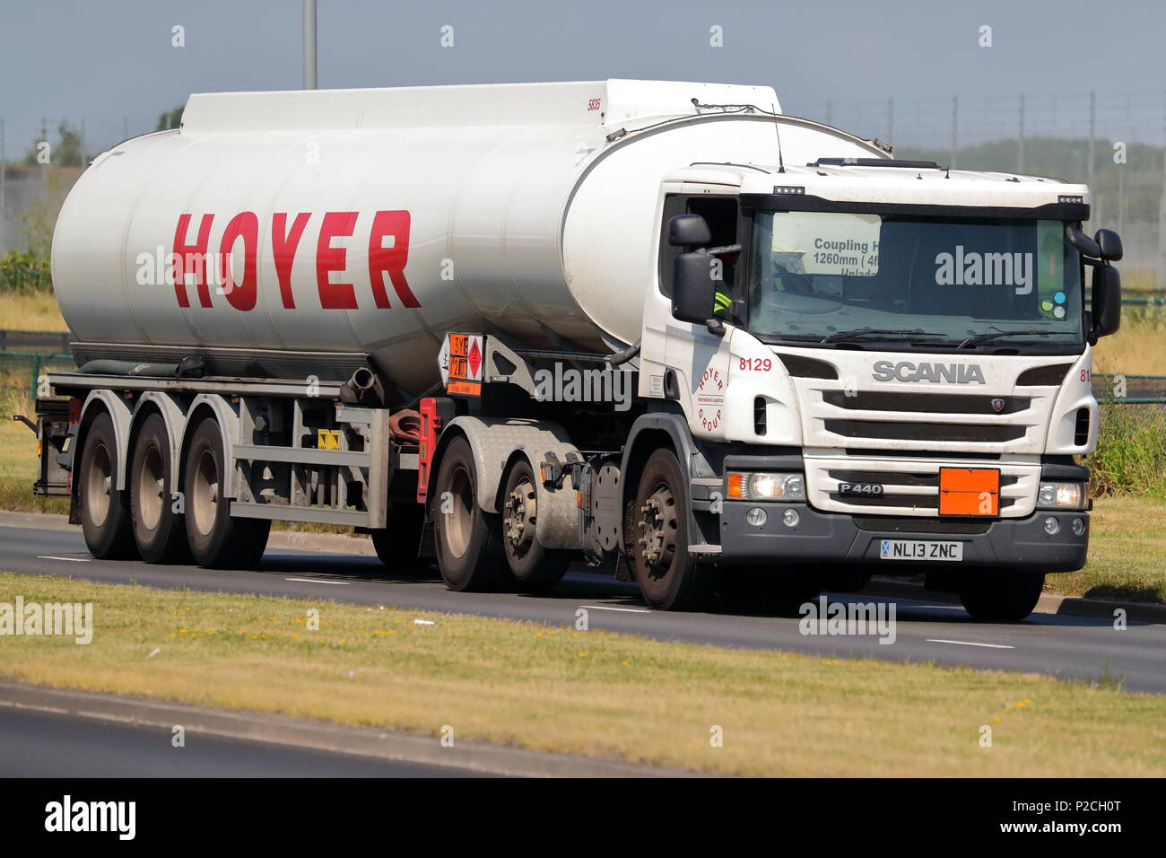 Tanker truck hi-res stock photography and images - Alamy