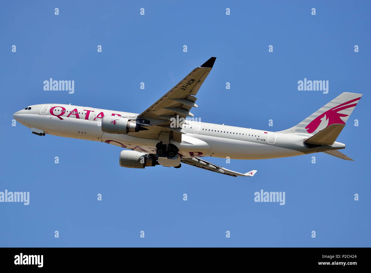 Qatar Airlines Airbus A330 A7-ACM taking off from London Heathrow Airport, UK Stock Photo