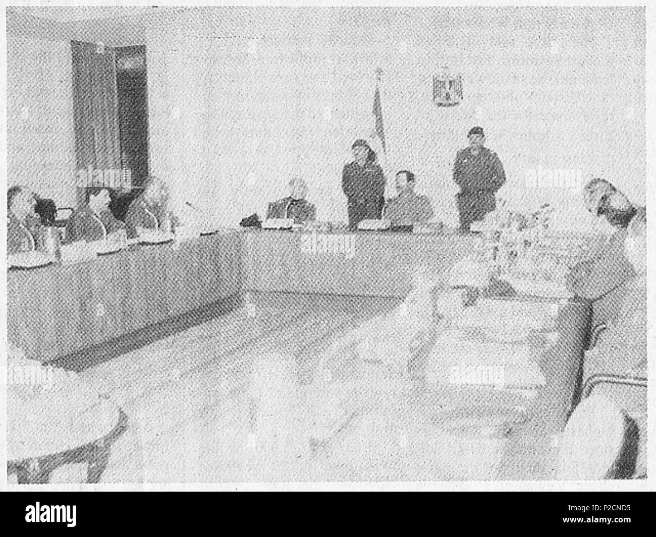 . English: Joint meeting of the Revolution Command Council (RCC) and the Regional Command of the Arab Socialist Ba'th Party in Baghdad, Iraq, on June 16th of 1988, presided by Iraqi President Saddam Hussein / on his right side is RCC deputy chairman Izzat Ibrahim ad-Duri . 16 June 1988. Iraqi News Agency 61 TBO 17061988 RCC Stock Photo