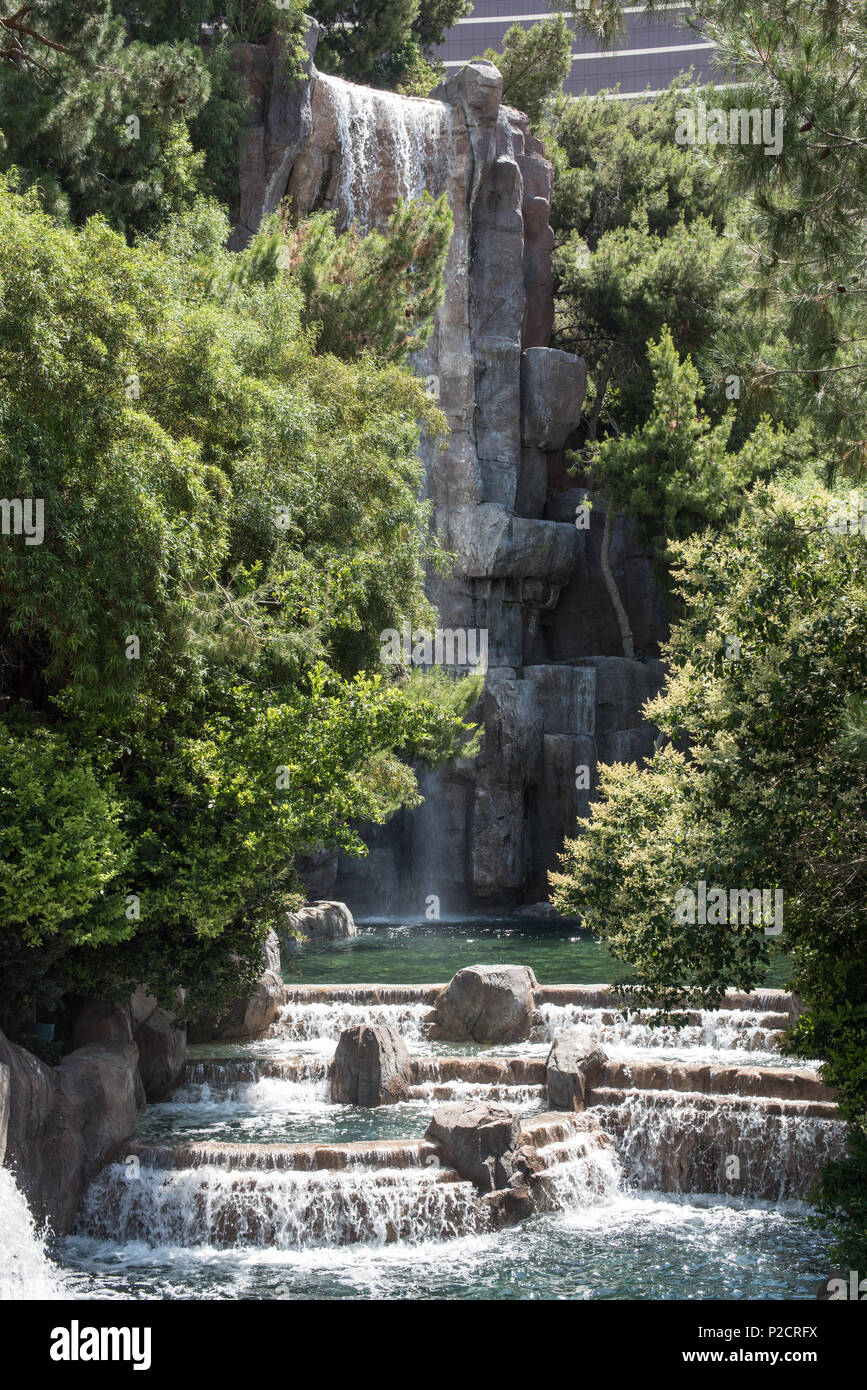 The Wynn hotel waterfall along the strip in Las Vegas, Nevada, USA ...