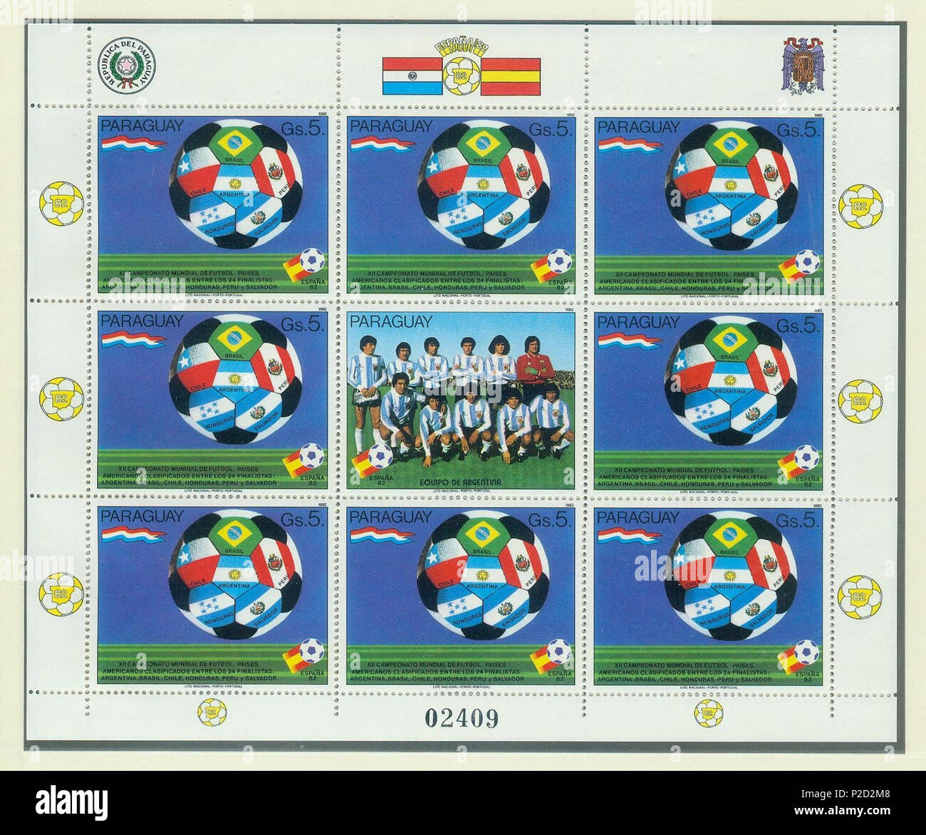 . Deutsch:    Briefmarkenblock aus Paraguay zur Fußball-Weltmeisterschaft 1982 in Spanien English:    Souvenir sheet of Paraguay of the 1982 FIFA World Cup in Spain . 1982. uploaded by R-E-AL (talk | contribs | Gallery)  (German ) 2 1982-paraguay-wm-spain-2 Stock Photo