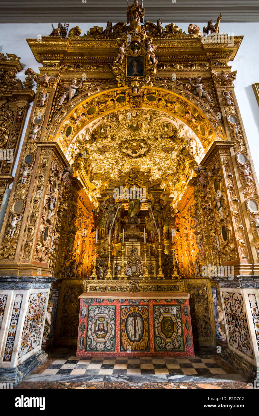 Interior view of the altar in Se Cathedral, Faro, Algarve, Portugal Stock Photo