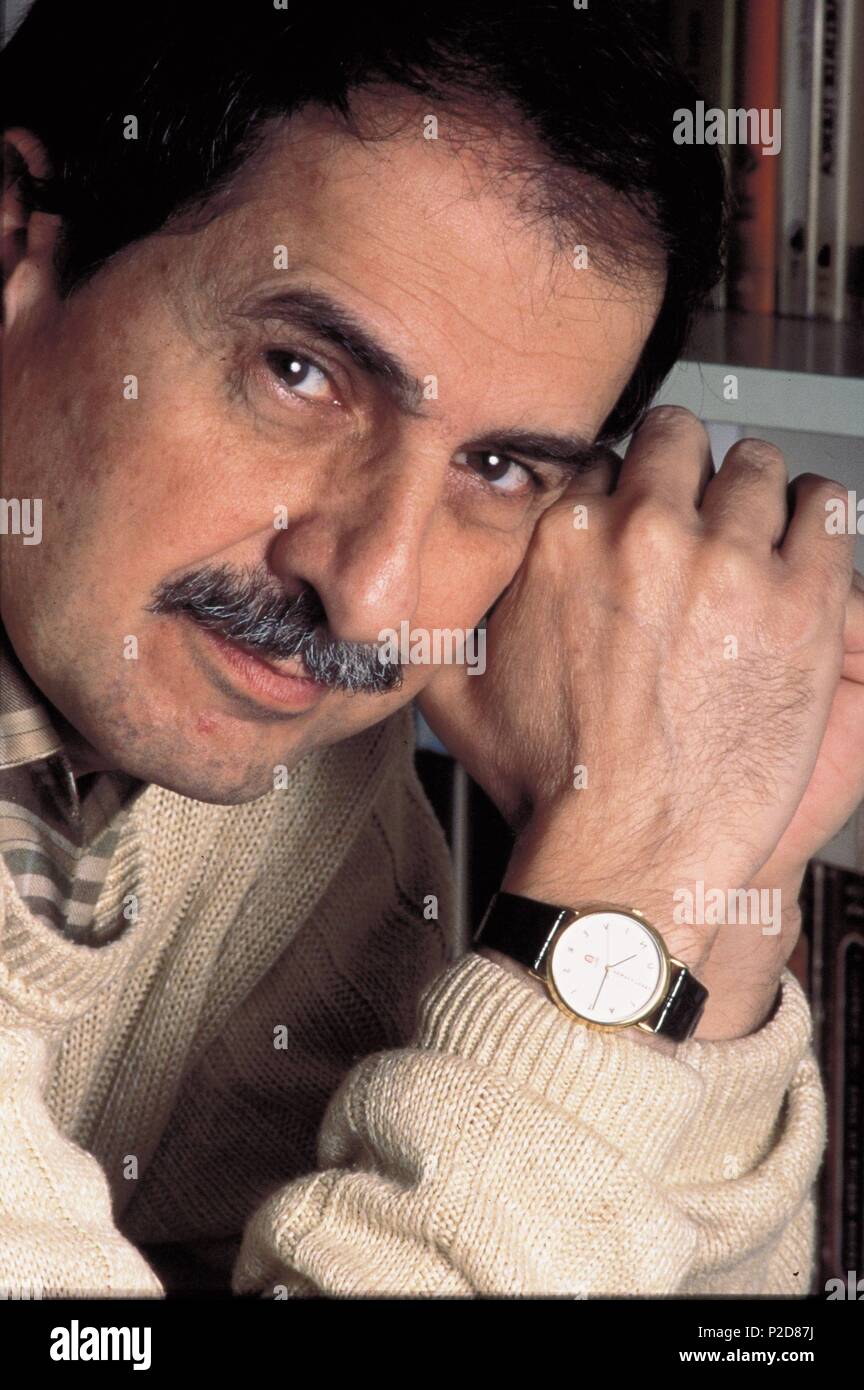 El dramaturgo Josep Maria i 1996 Stock Photo Alamy