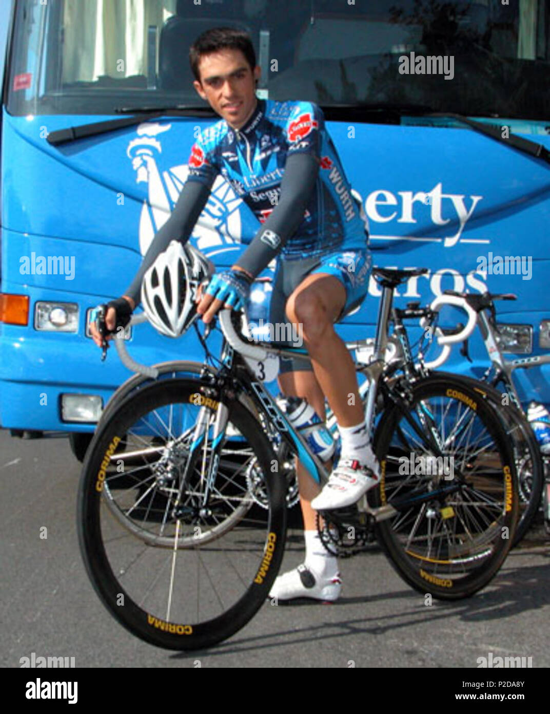 . Nederlands: Afbeelding van Alberto Contador. afkomstig van website van Liberty seguros. Afbeelding is 'free for use'. 19 January 2006 (original upload date). The original uploader was Ckoelma at Dutch . 14 Contador Stock Photo