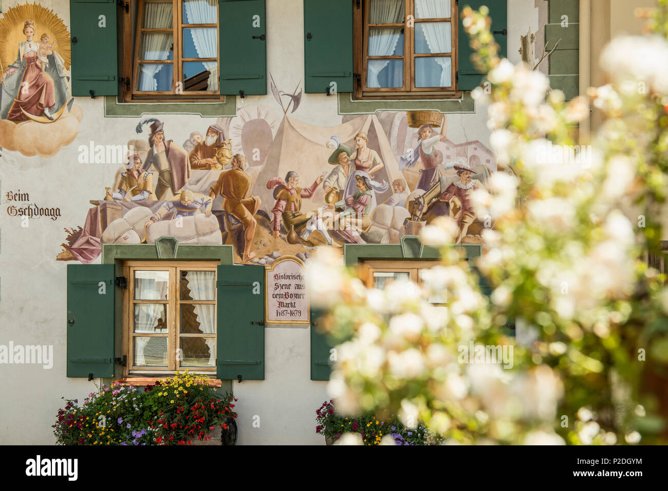 Painted mural on a house wall, Mittenwald, Upper Bavaria, Bavaria, Germany Stock Photo