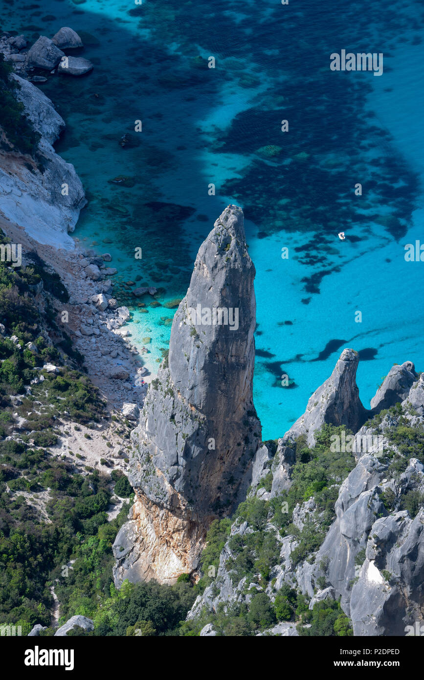Mountainous coastal landscape, Cala Goloritze, rock-needle Aguglia Goloritze, Golfo di Orosei, Selvaggio Blu, Sardinia, Italy, E Stock Photo