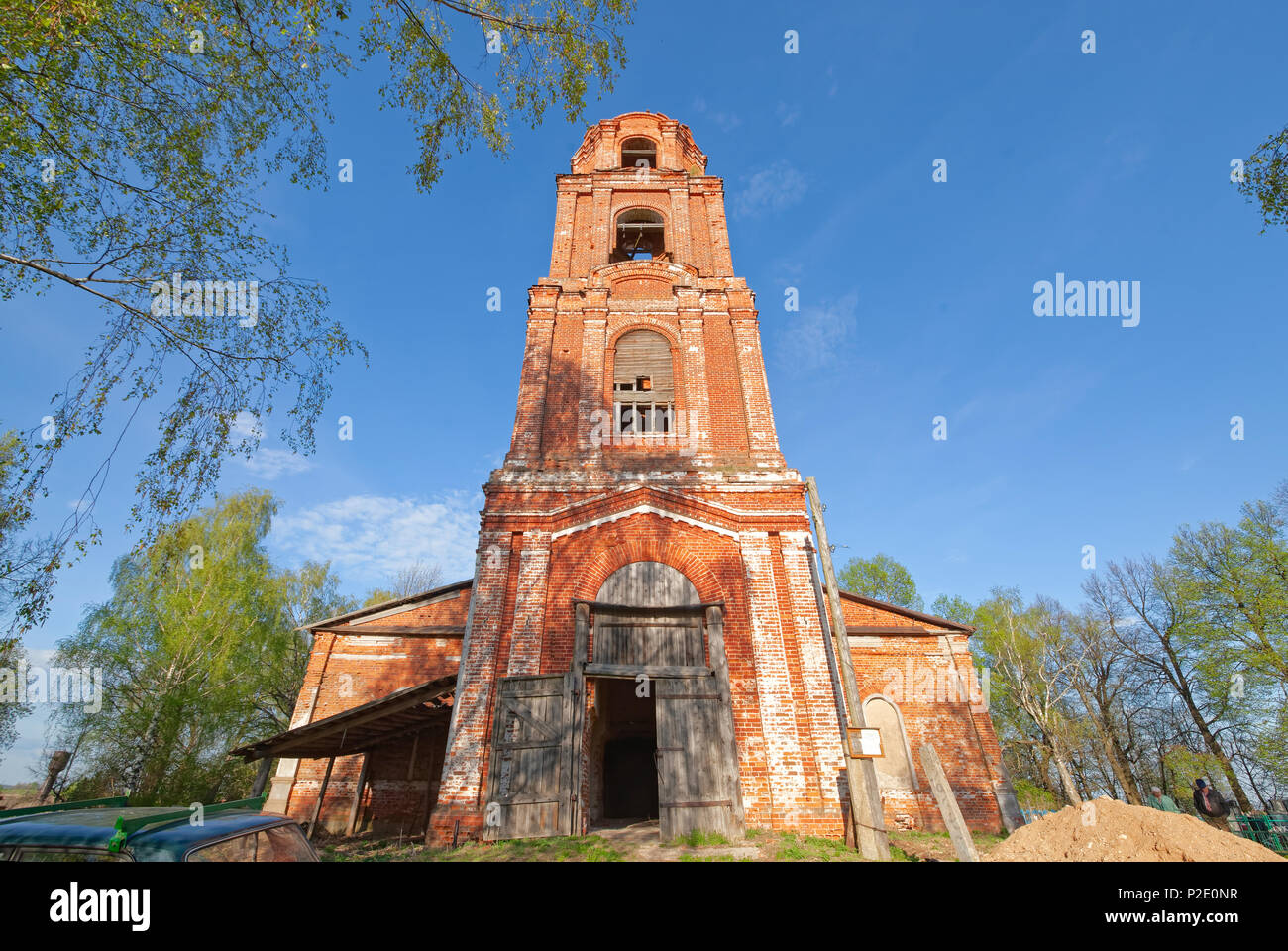 Red brick century tower hi-res stock photography and images - Alamy