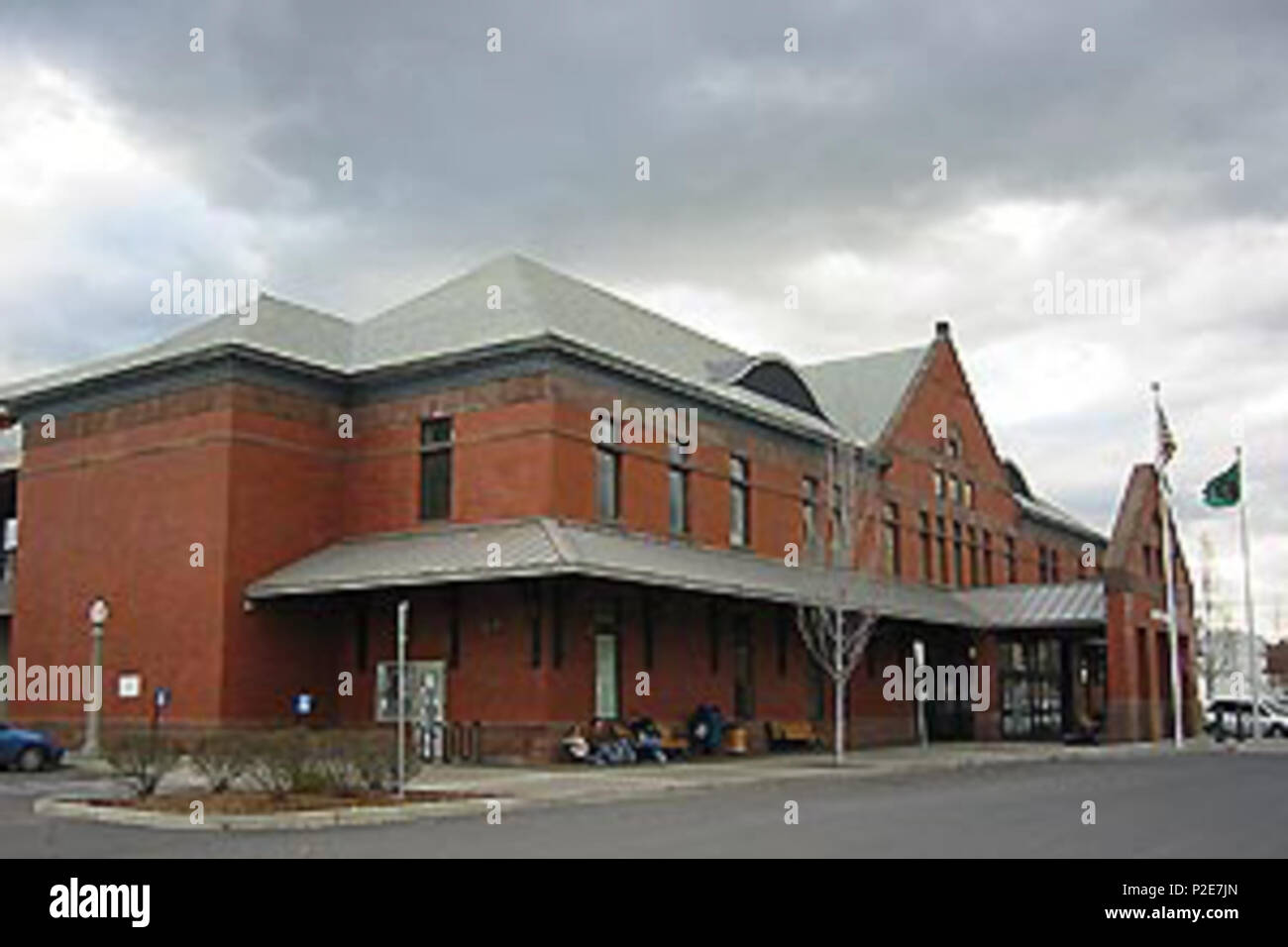 . English: Train station in Spokane, Washington, United States . 8 April 2007. Hikki Nagasaki 53 Spokane Train Station Stock Photo