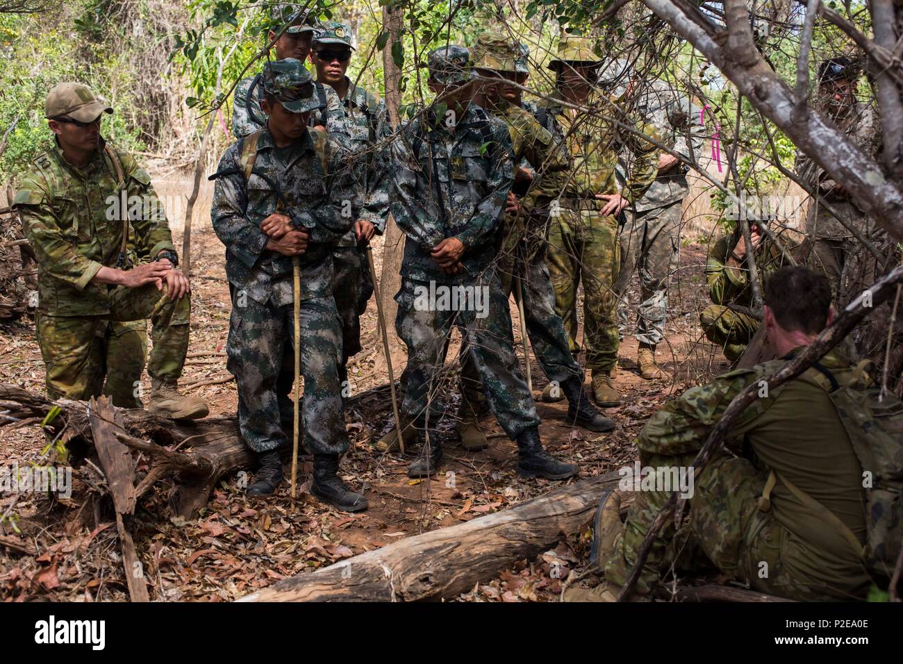 Australian army soldiers bravo hi-res stock photography and images - Alamy