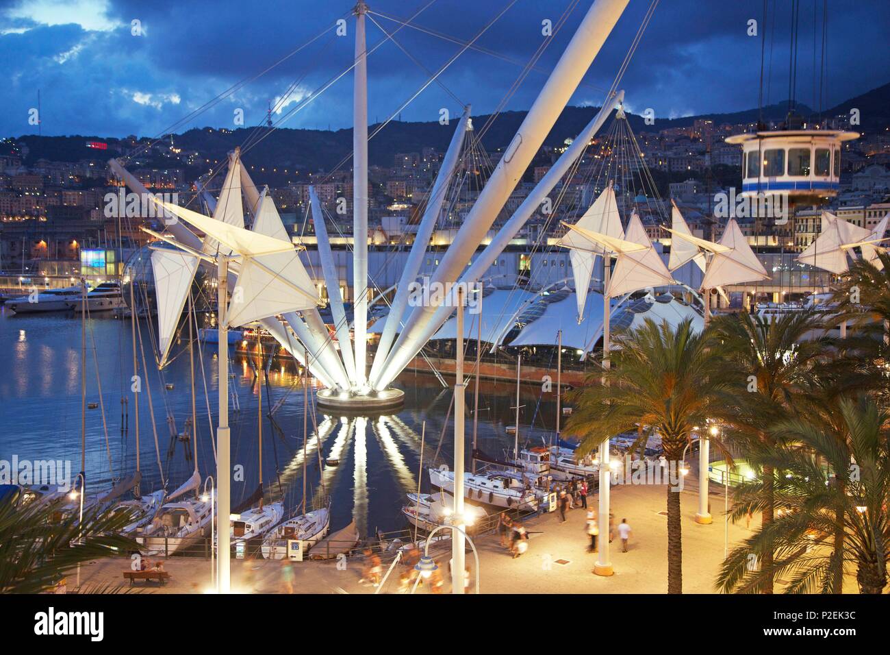 Italy, Liguria, Genes, old port, nightlife on the promenade of the old port  with the panoramic lift designed by Renzo Piano Stock Photo - Alamy