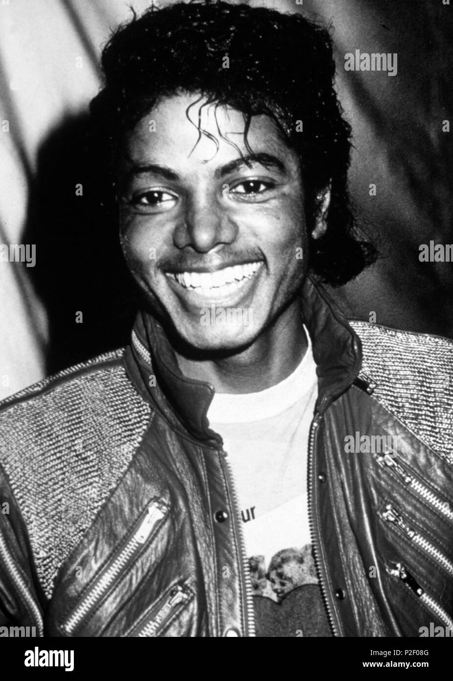 Singer Michael Jackson attends the opening of the on-stage musical 'Dream Girls' in L.A. March 1983. Stock Photo
