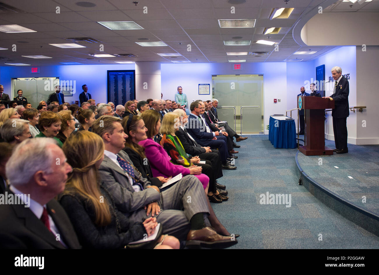 Former senator john warner hires stock photography and images Alamy