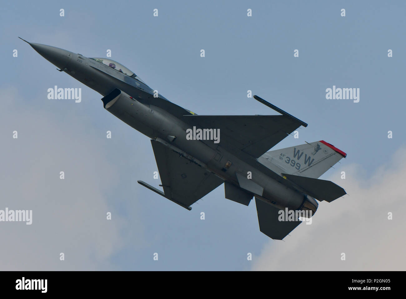 An F-16 Fighting Falcon assigned to the 13th Fighter Squadron, Misawa ...