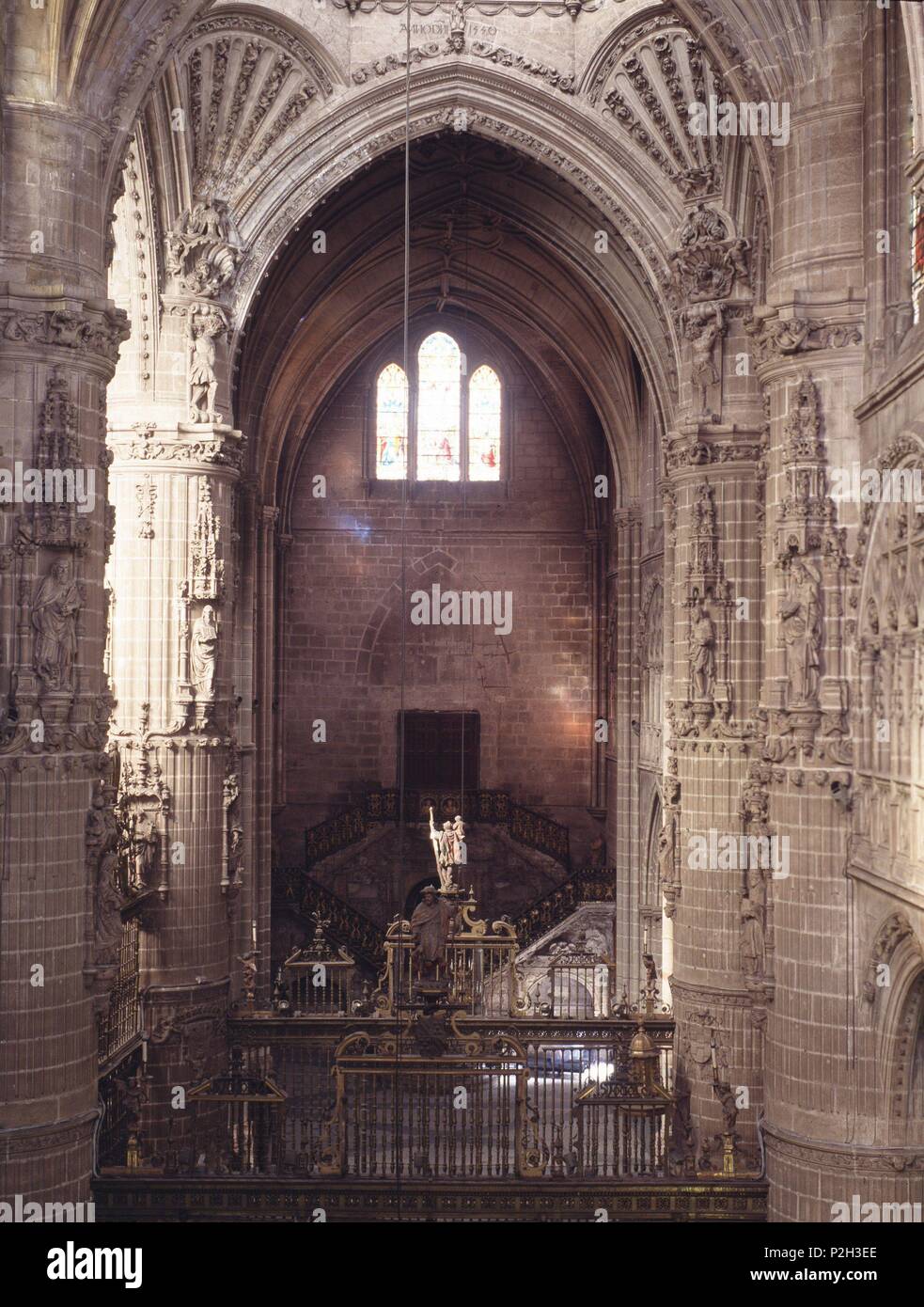 Catedral de Burgos, iniciada el año 1221 y finalizada en el s.XVI. Vista interior de la nave. Stock Photo
