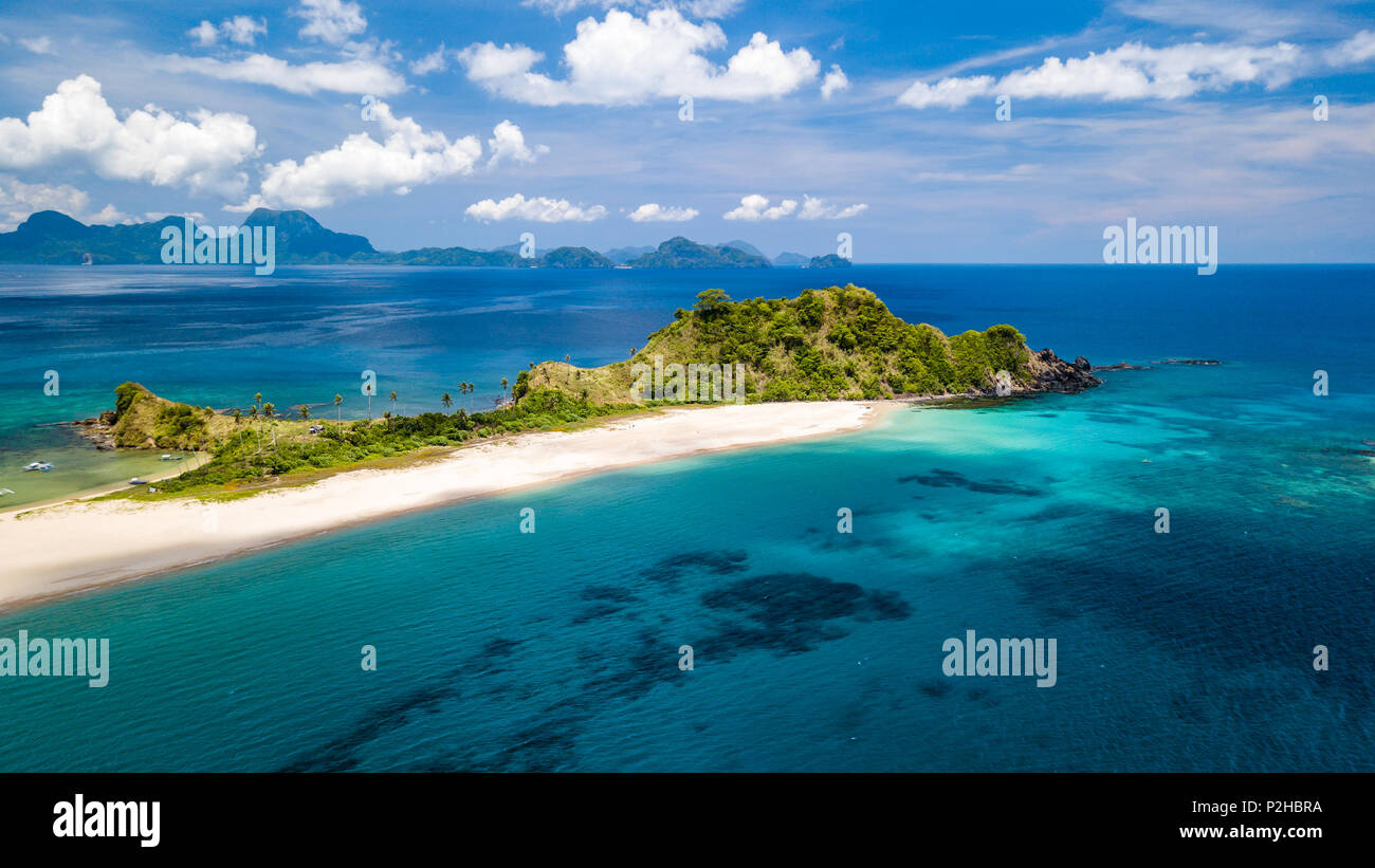 Drone view of beautiful Nacpan Beach in Palawan, El Nido Stock Photo
