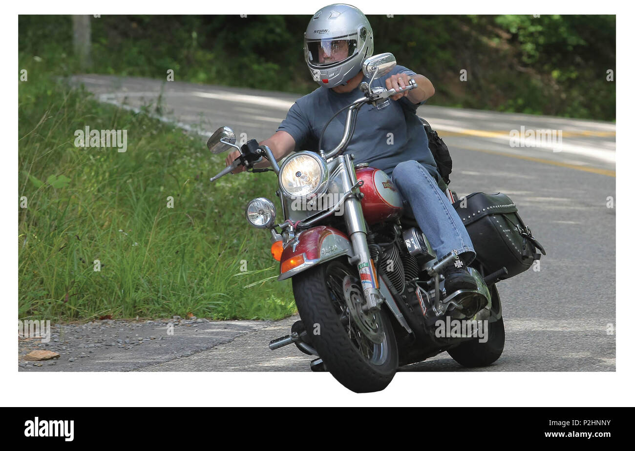 Motorcycle and office work 60 Motorcycle and office work 25
