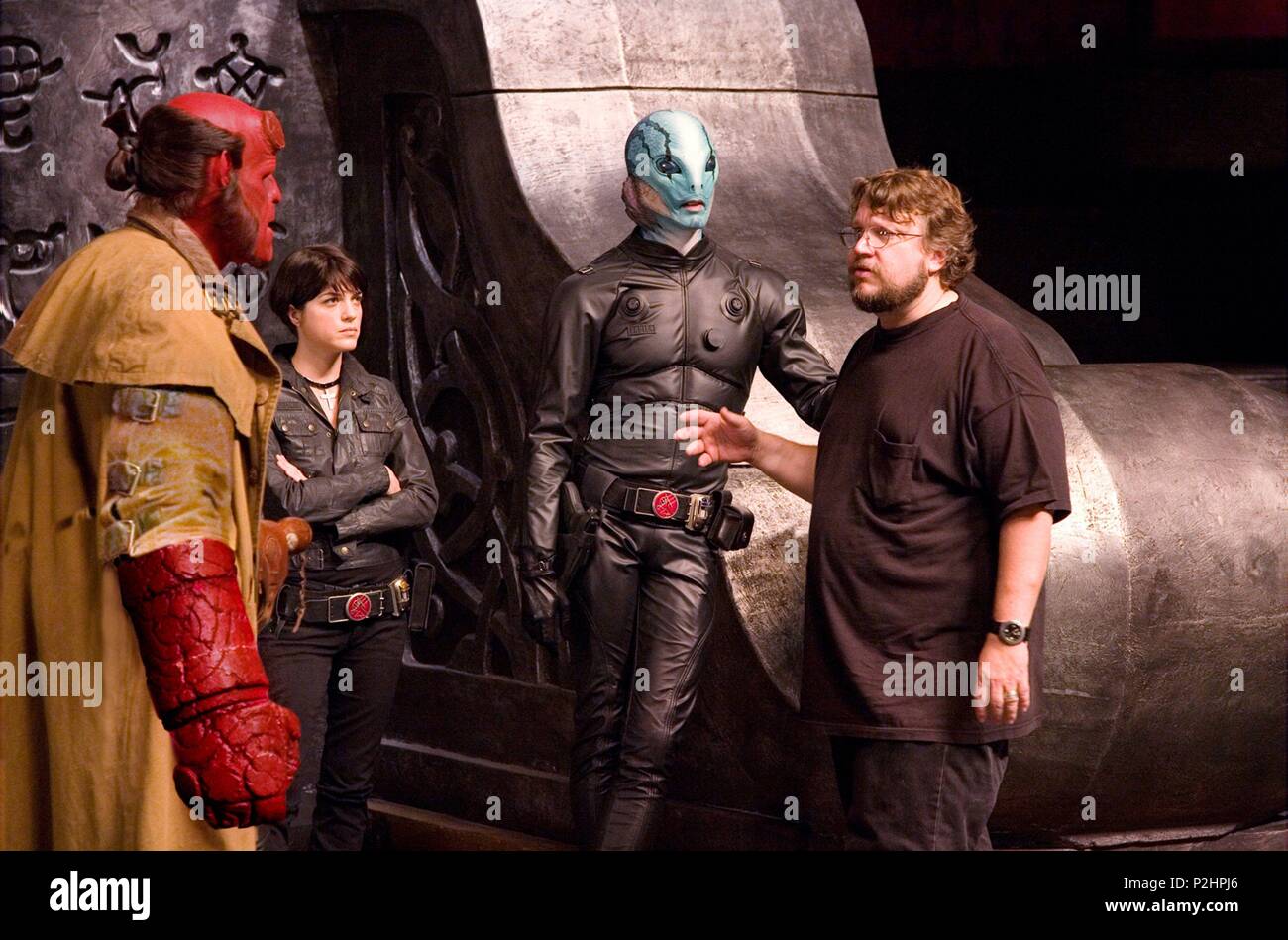 Ron perlman selma blair guillermo del toro hellboy ii hi-res stock  photography and images - Alamy, image size:1300x949
