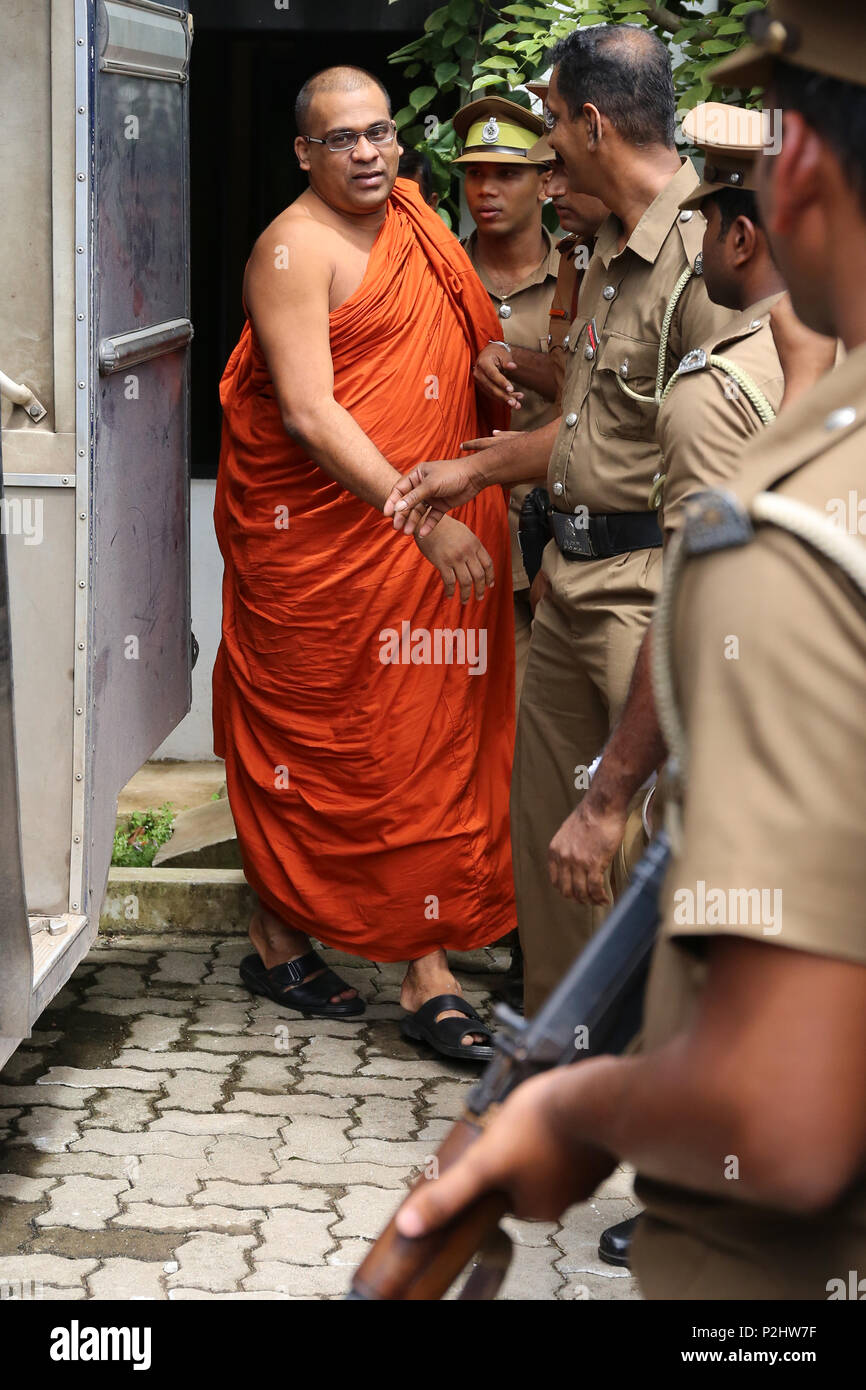 Girls in Sri Lanka