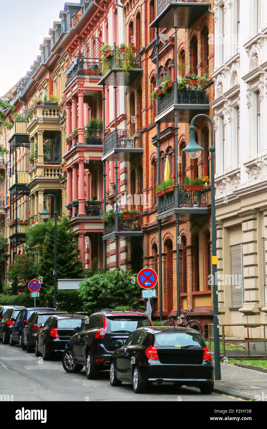 Row of residential houses in city center of Wiesbaden, Hesse, Germany.  Wiesbaden is one of the oldest spa towns in Europe Stock Photo - Alamy