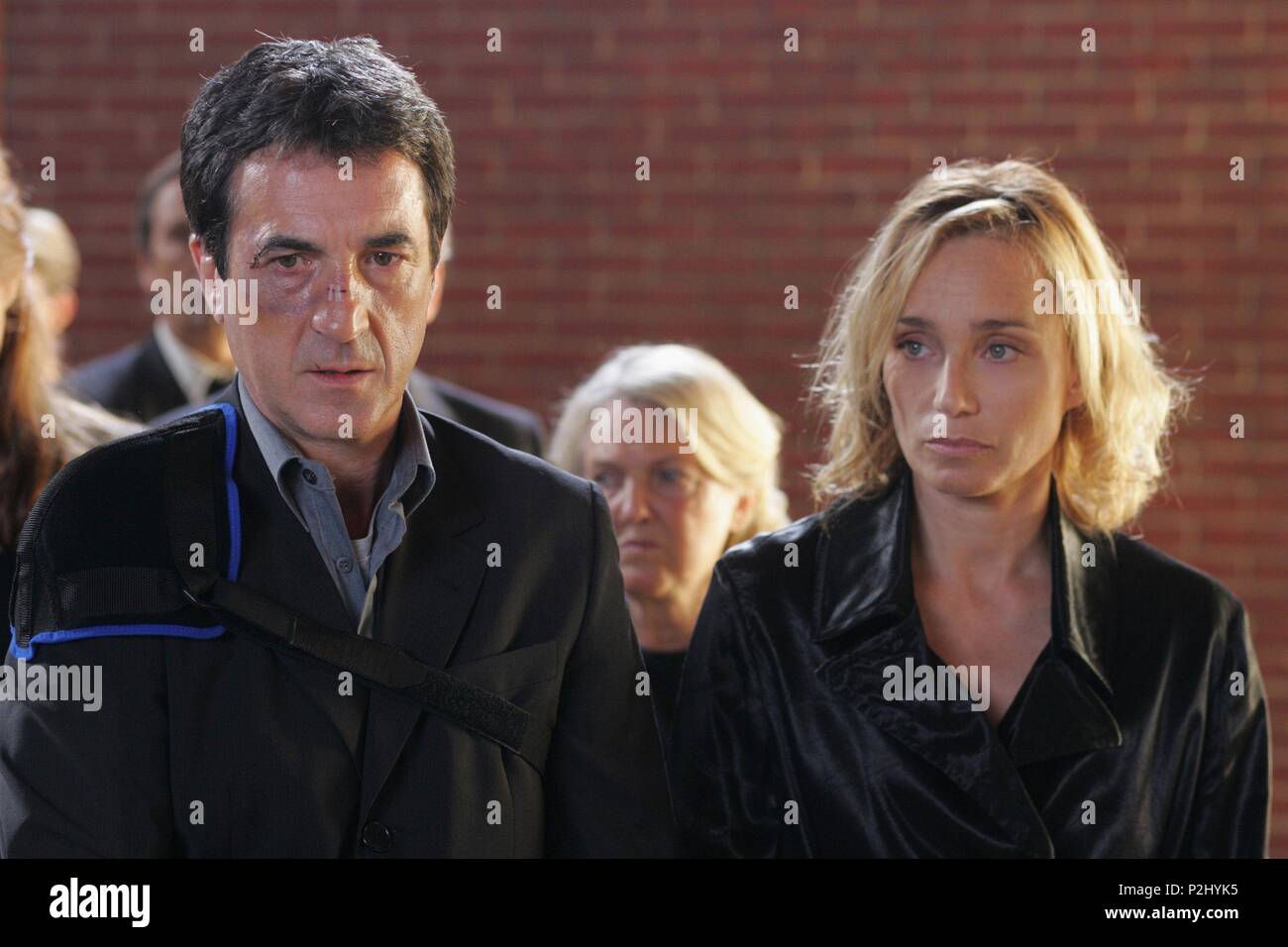 Original Film Title: NE LE DIS A PERSONNE.  English Title: TELL NO ONE.  Film Director: GUILLAUME CANET.  Year: 2006.  Stars: FRANCOIS CLUZET; KRISTIN SCOTT THOMAS. Credit: LES PRODUCTIONS DU TRESOR/EUROPA CORP/M6 FILSM/CANEO FILMS/ / Album Stock Photo