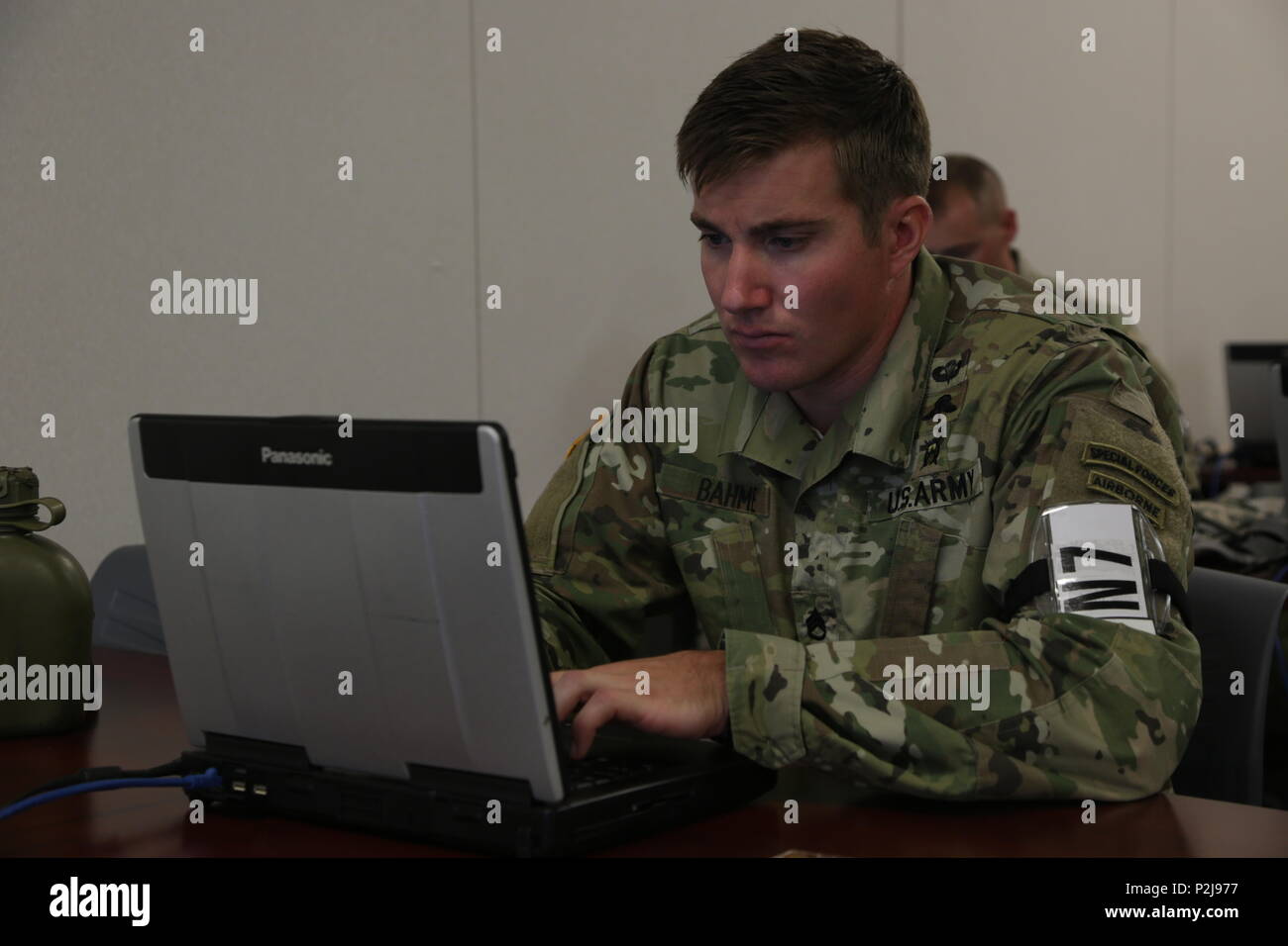 U s army staff sgt clinton hi-res stock photography and images - Alamy