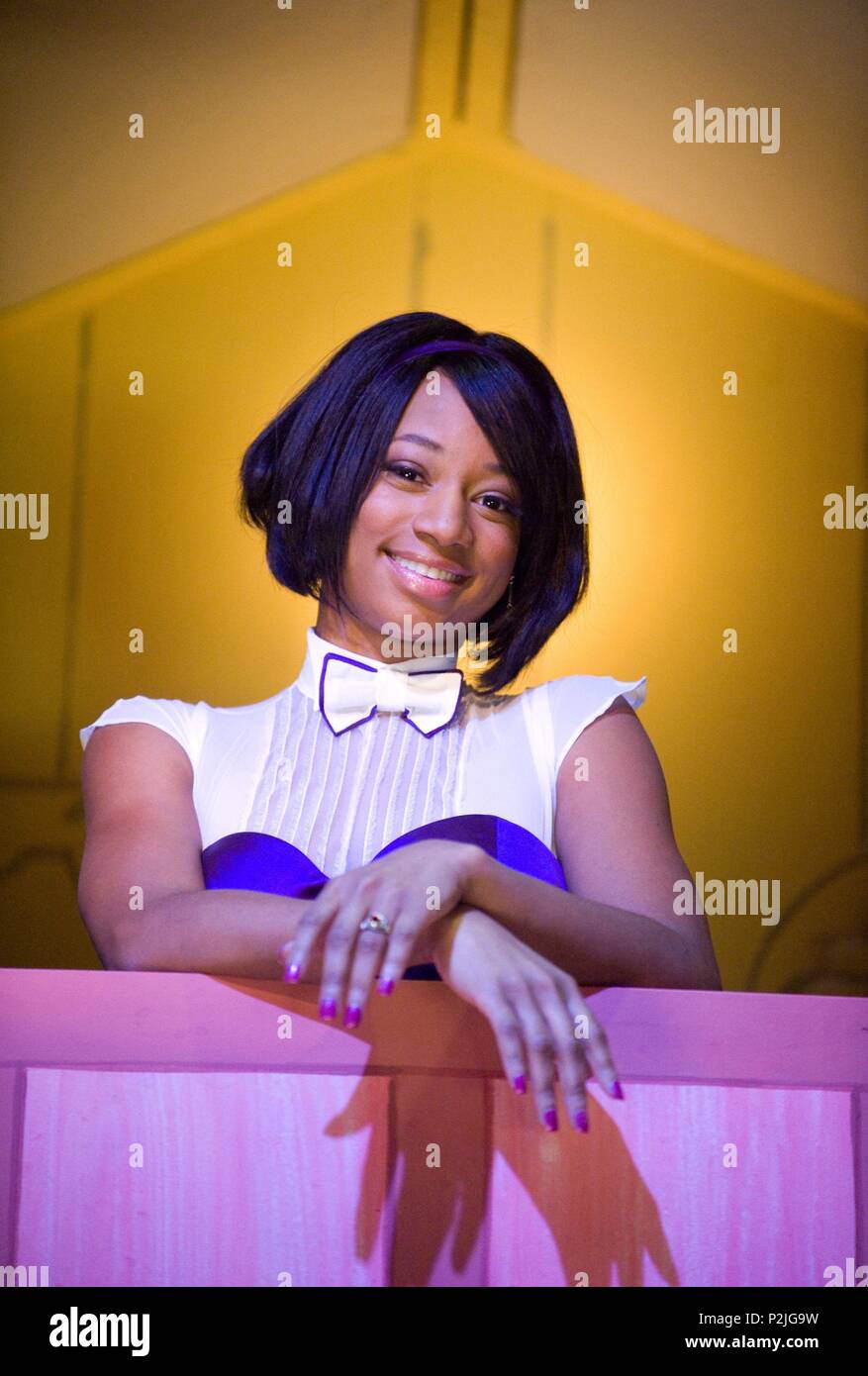 Original Film Title HIGH SCHOOL MUSICAL 3 SENIOR YEAR. English Title