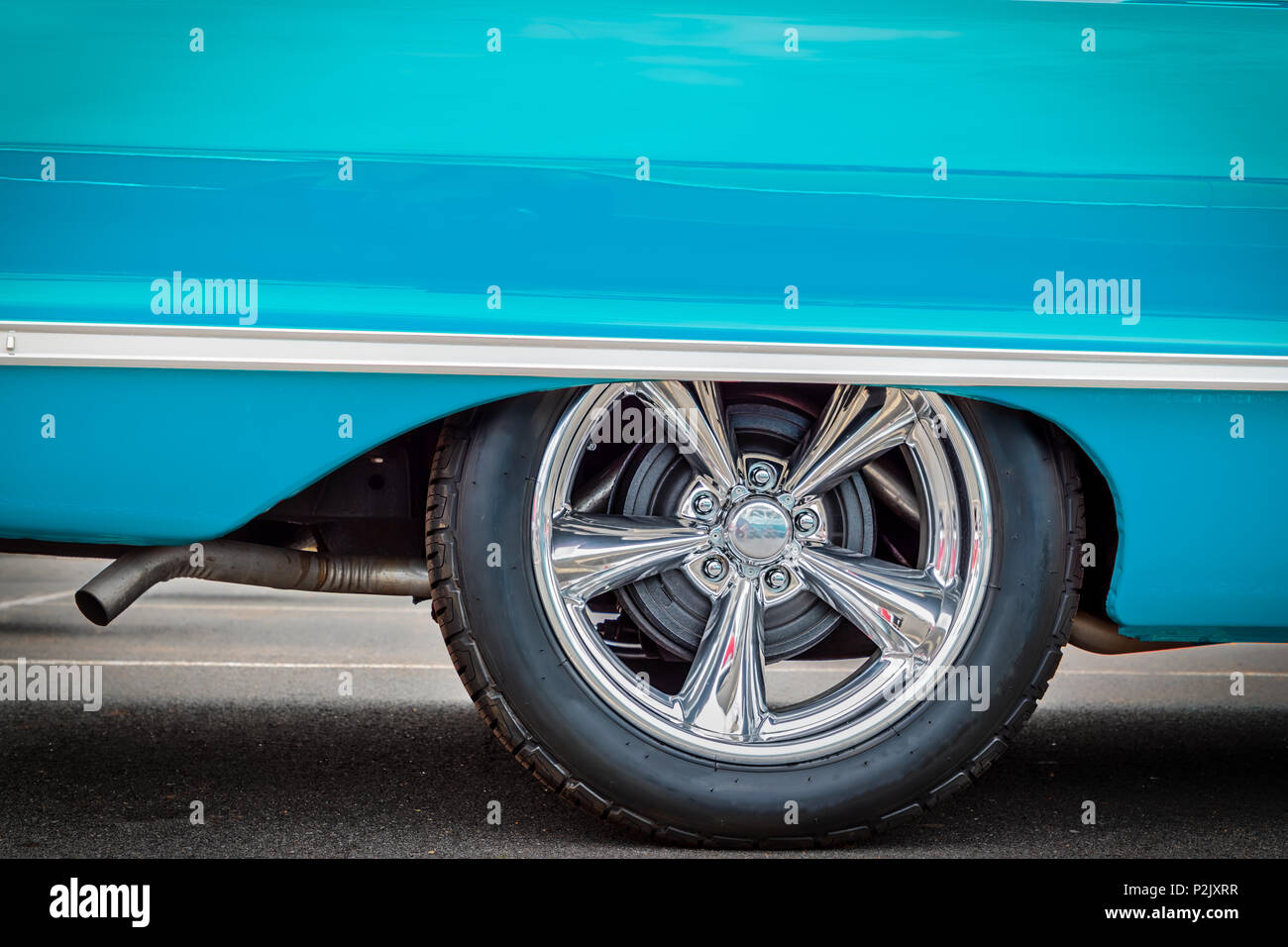 Hubcaps hires stock photography and images Alamy