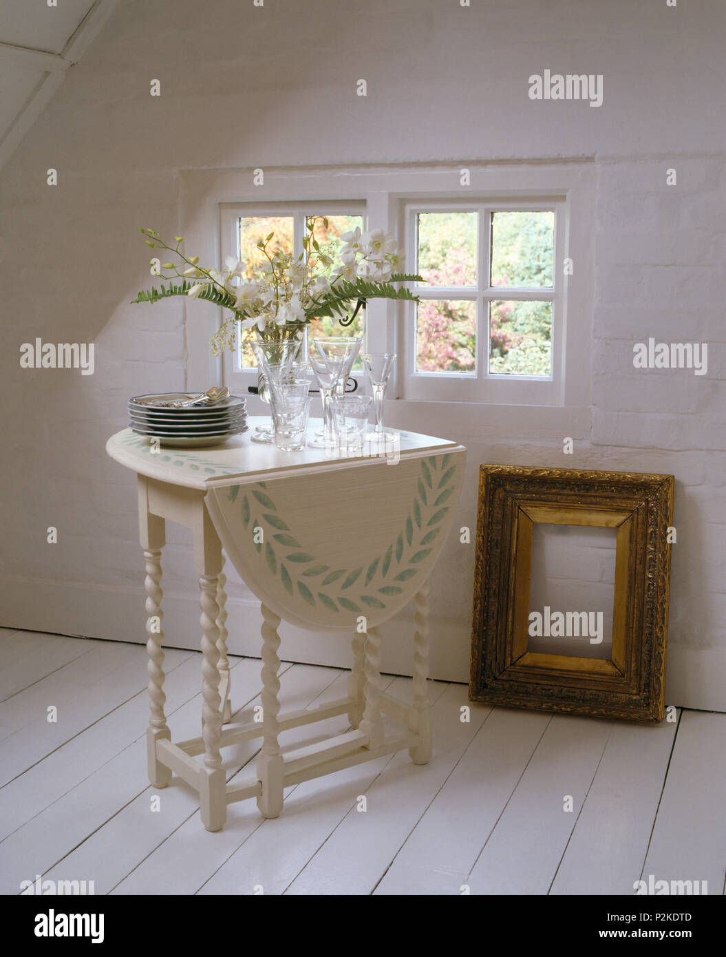 White gate leg table deals