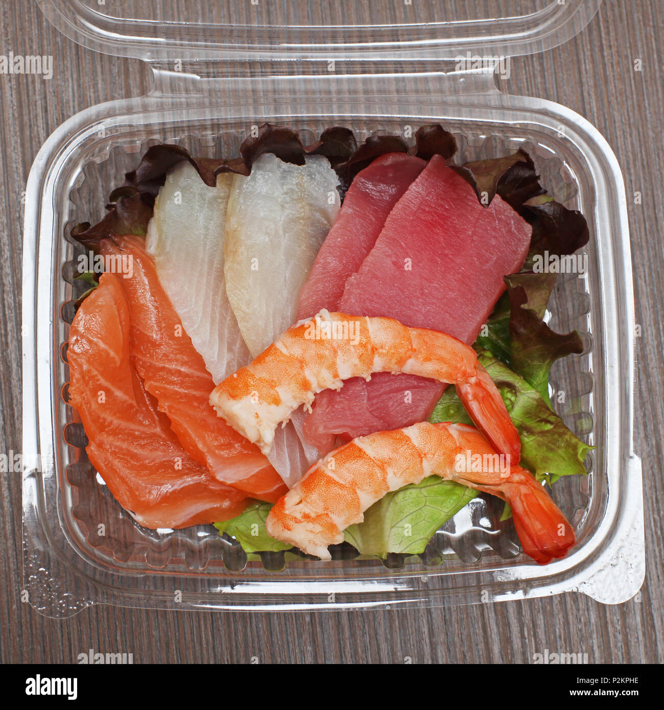 Fresh fish in plastic box hi-res stock photography and images - Alamy