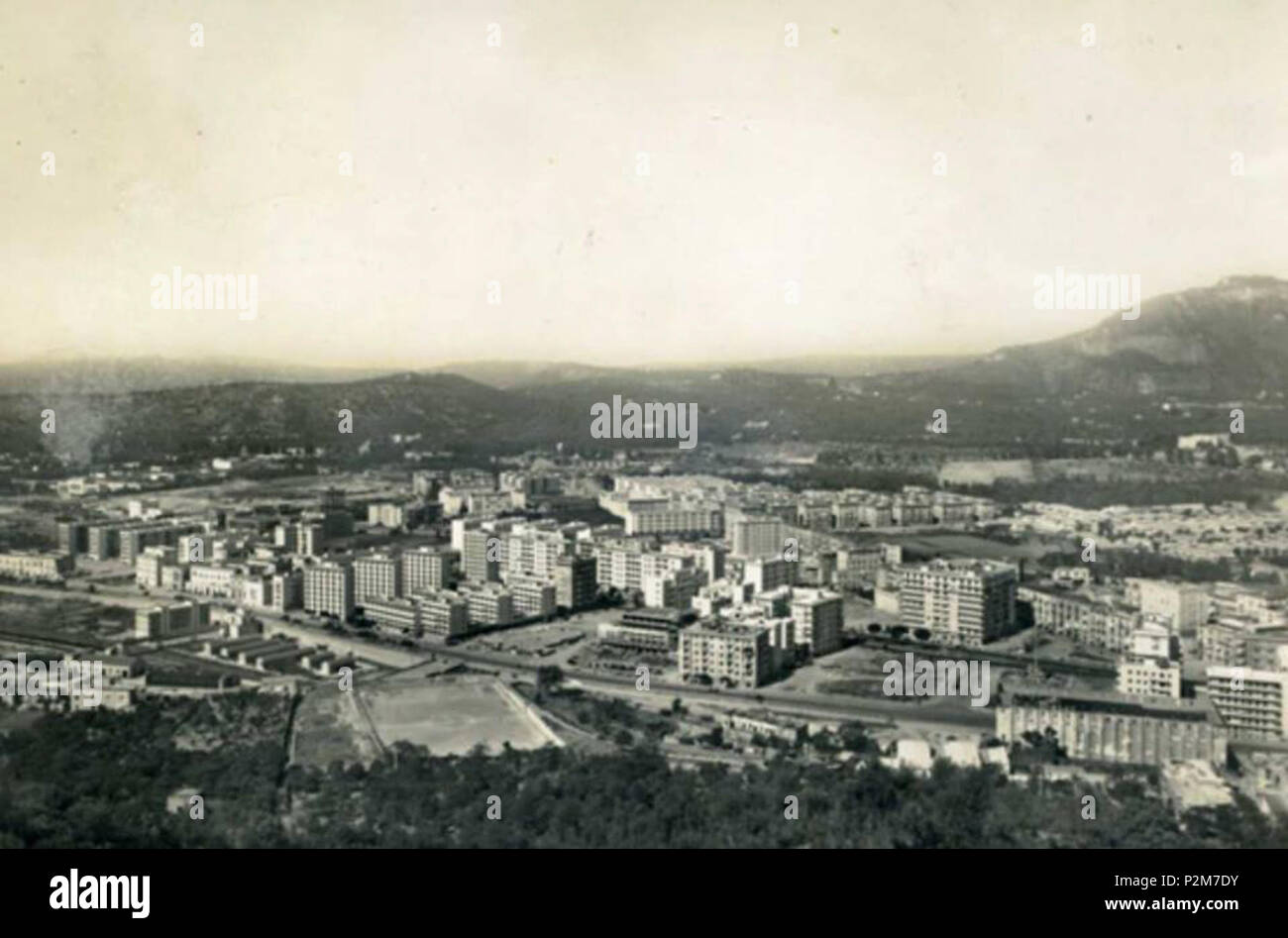 Italiano: Napoli, quartiere di Fuorigrotta, veduta dalla collina