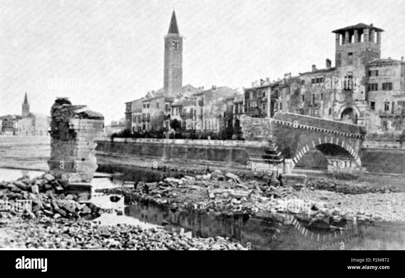 Ponte Pietra in Verona after being destroyed by the retreating Germans soldiers on 04/25/1945 Italiano: Pietra a Verona come si presentava essere stato distutto soldati tedeschi durante