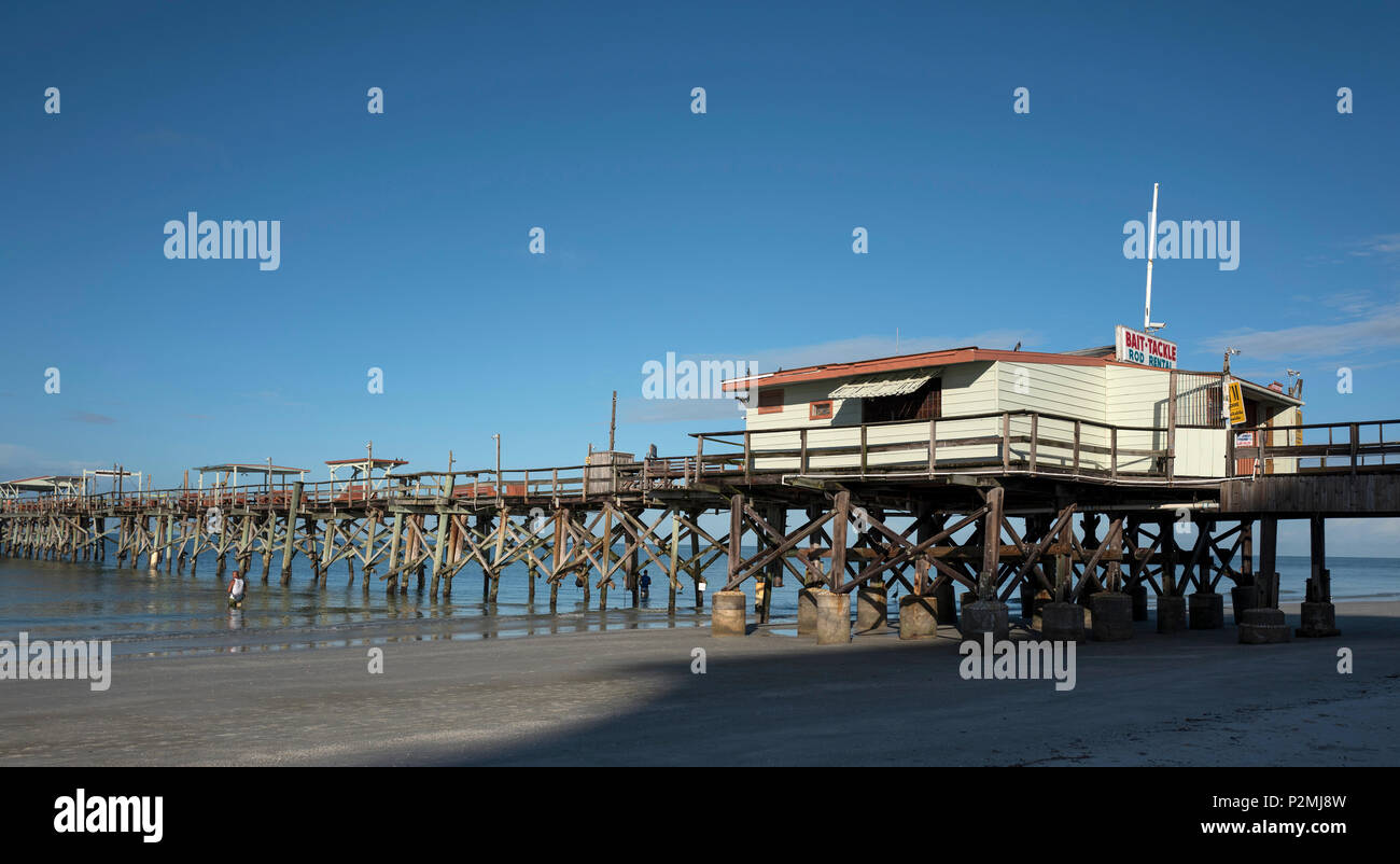 Fishing shack bait hi-res stock photography and images - Alamy
